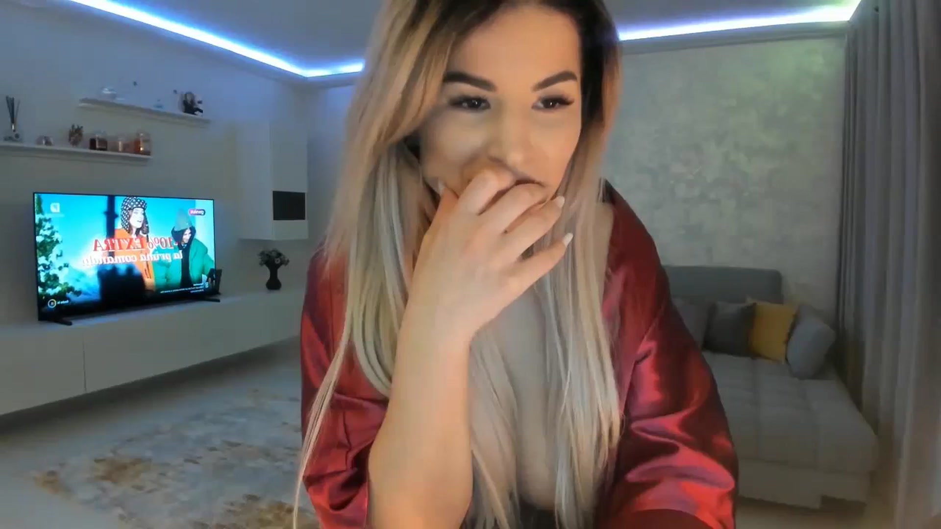 Gallery image thumbnail from MoniqSexy's myfreecams stream on, 04/04/2024, 18:31 image 17 of 20