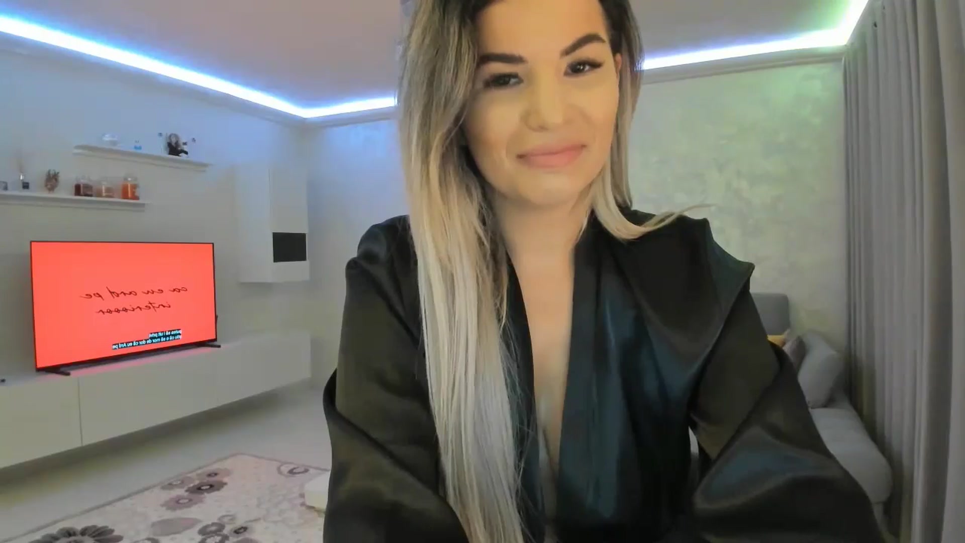 Gallery image thumbnail from MoniqSexy's myfreecams stream on, 11/06/2024, 20:47 image 19 of 20
