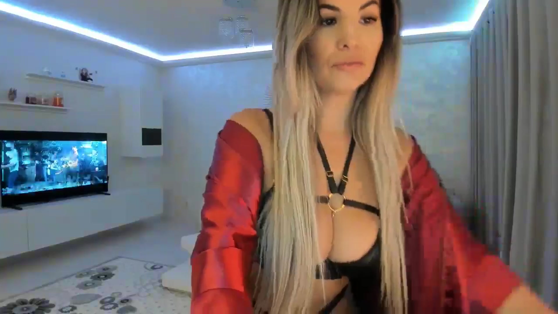Gallery image thumbnail from MoniqSexy's myfreecams stream on, 11/11/2024, 19:43 image 4 of 20