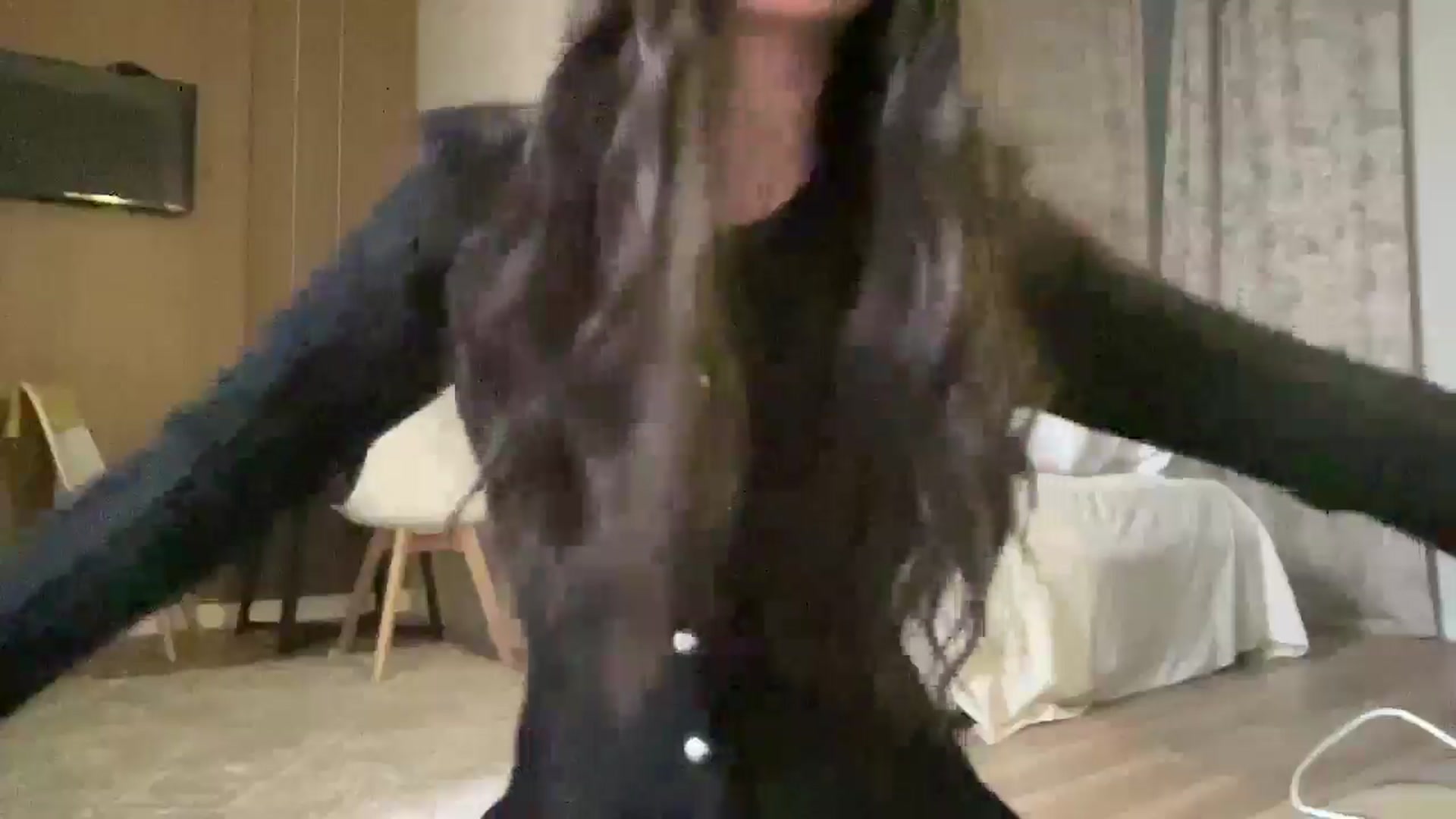 Gallery image thumbnail from Monolithgirl's myfreecams stream on, 10/04/2025, 13:55 image 10 of 20
