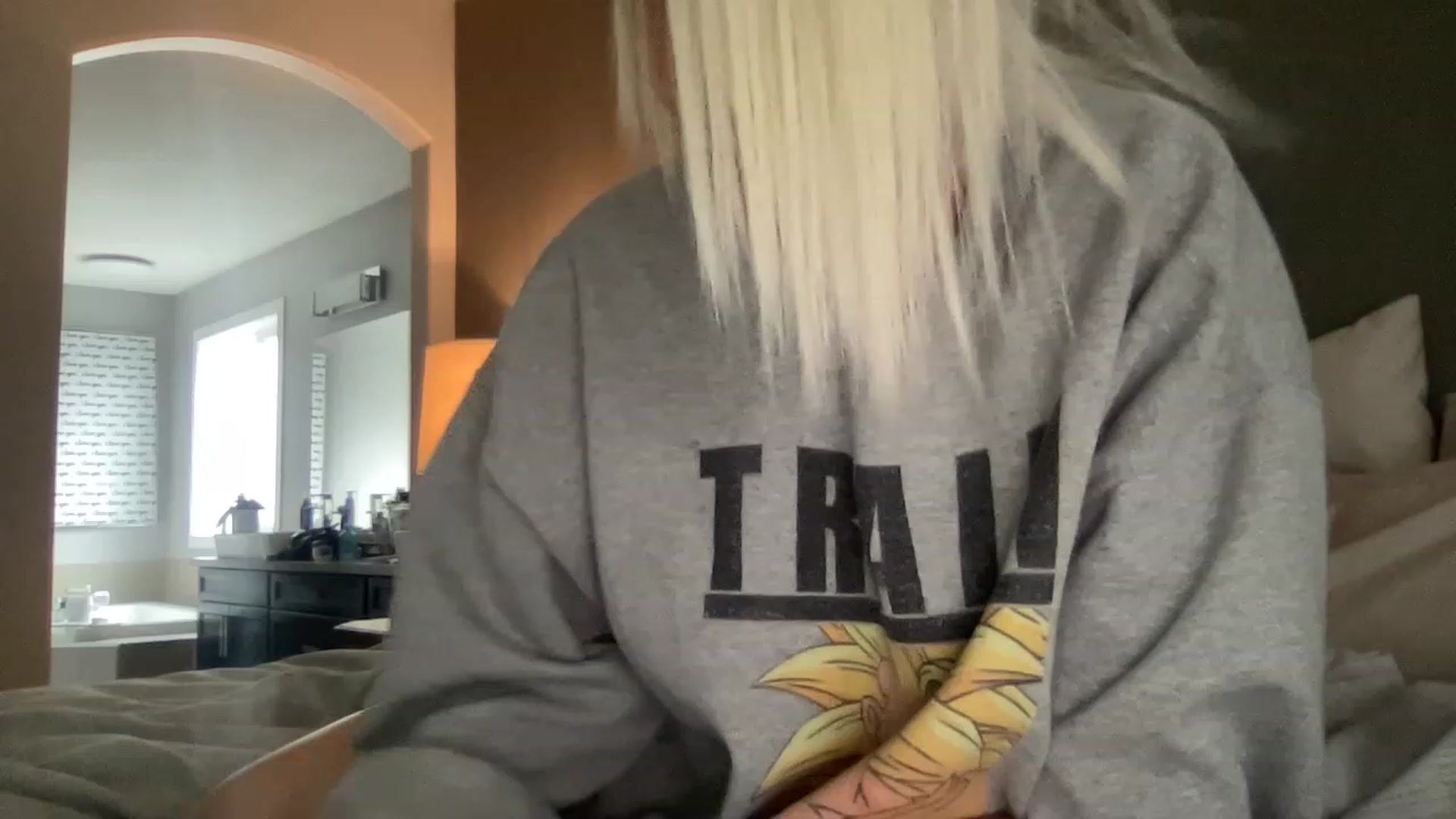Gallery image thumbnail from MonroeLee's myfreecams stream on, 11/24/2022, 19:53 image 11 of 20