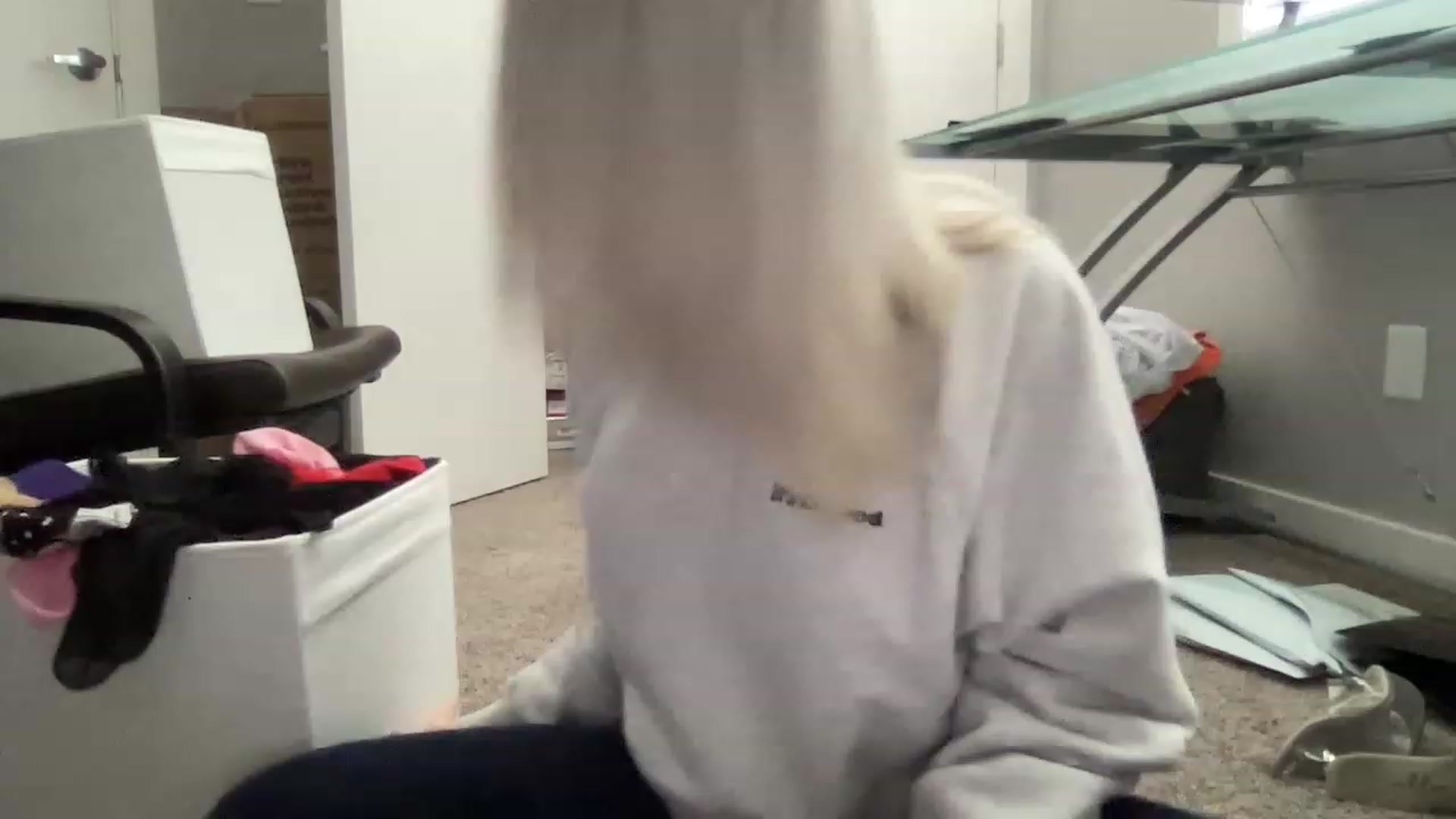 Gallery image thumbnail from MonroeLee's myfreecams stream on, 02/20/2023, 21:37 image 2 of 20