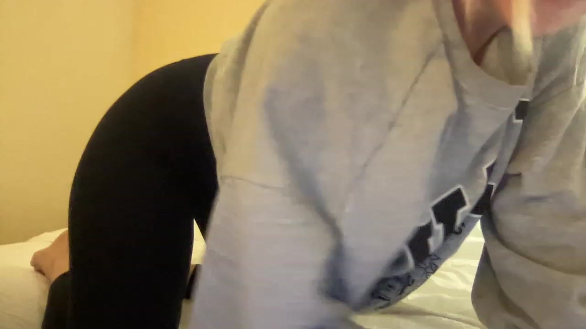 Gallery image thumbnail from MonroeLee's myfreecams stream on, 03/12/2023, 20:09 image 14 of 20