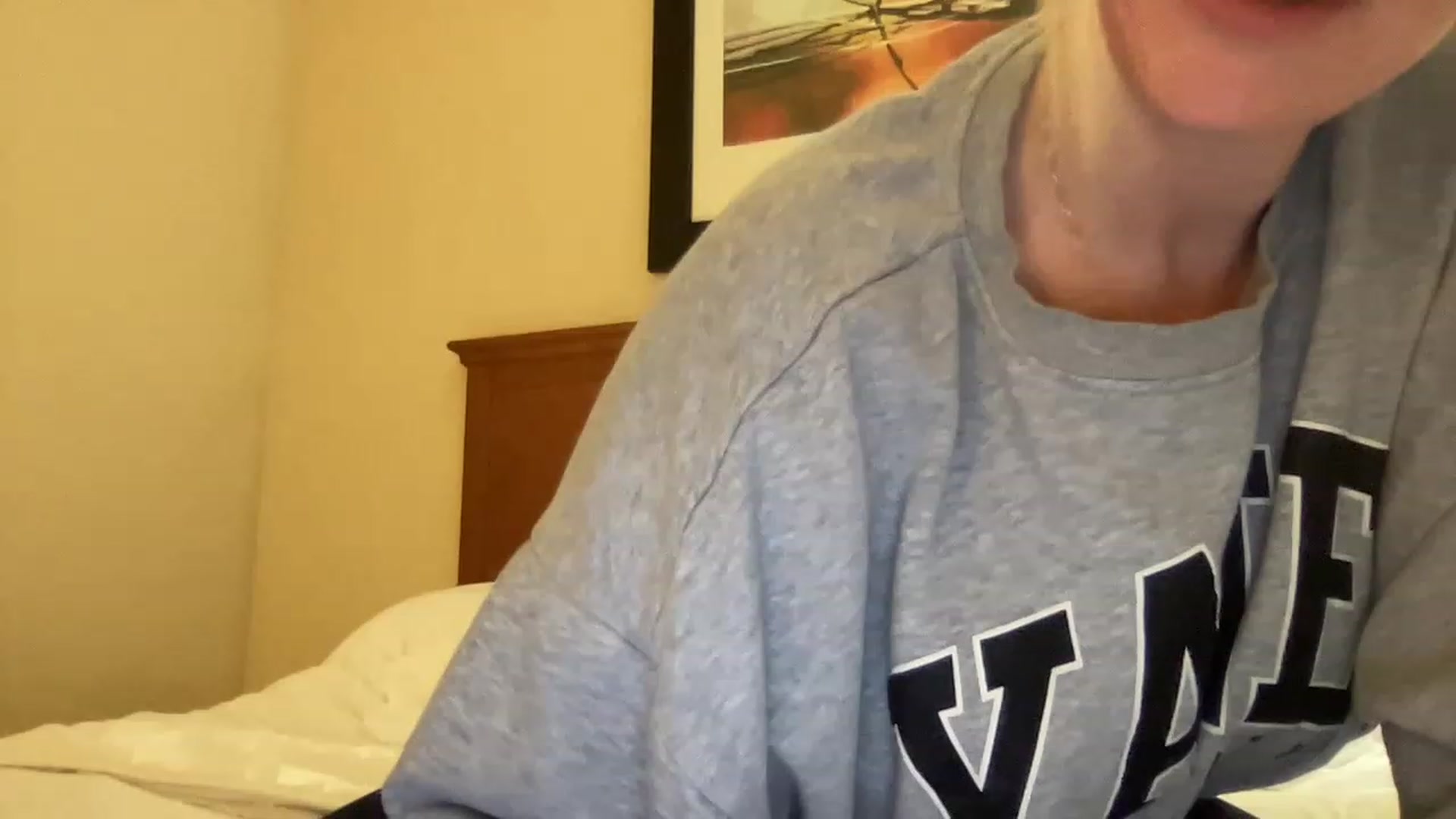 Gallery image thumbnail from MonroeLee's myfreecams stream on, 03/12/2023, 20:09 image 11 of 20