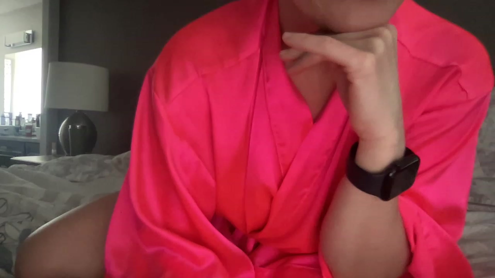 Gallery image thumbnail from MonroeLee's myfreecams stream on, 05/14/2023, 20:21 image 13 of 20