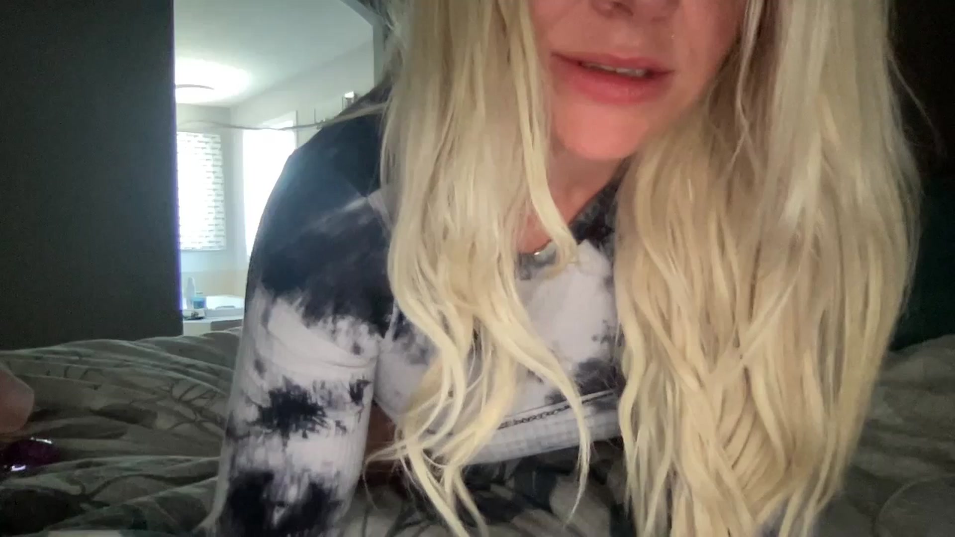 Gallery image thumbnail from MonroeLee's myfreecams stream on, 06/30/2023, 16:50 image 14 of 20