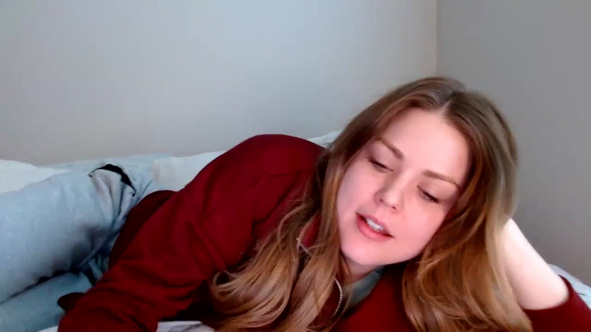 Gallery image thumbnail from Montyfoxx69's myfreecams stream on, 12/12/2022, 22:03 image 14 of 20
