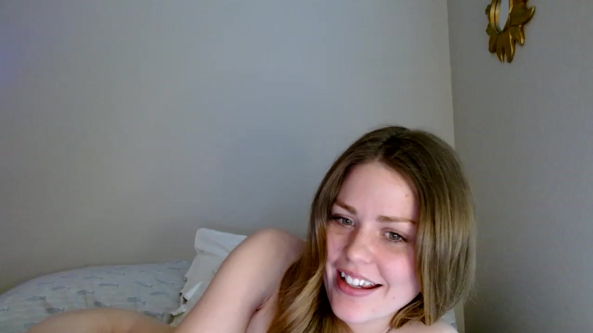 Gallery image thumbnail from Montyfoxx69's myfreecams stream on, 12/13/2022, 24:13 image 1 of 20