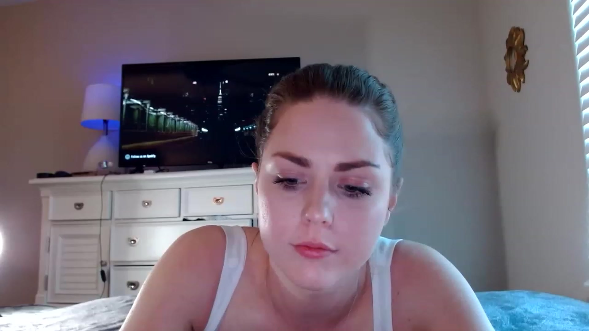 Gallery image thumbnail from Montyfoxx69's myfreecams stream on, 03/30/2023, 24:40 image 5 of 20
