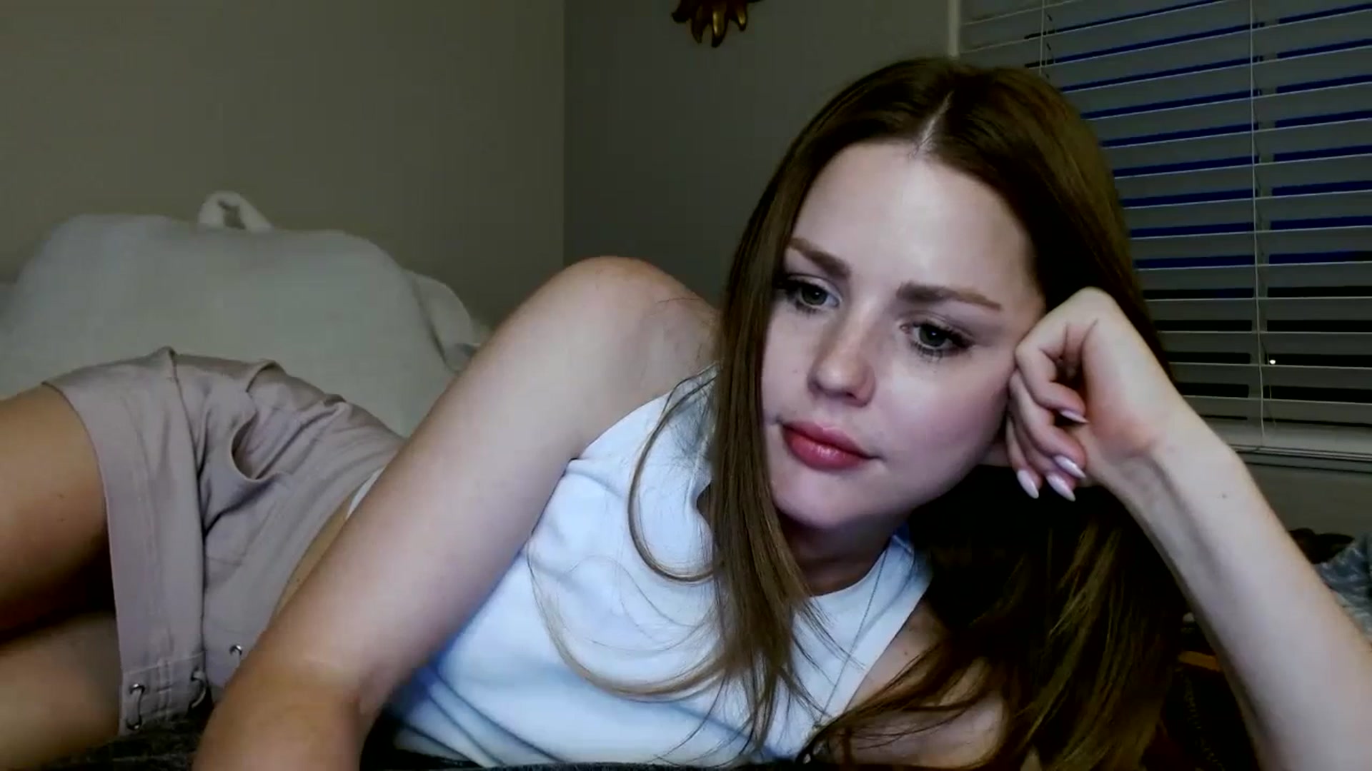 Gallery image thumbnail from Montyfoxx69's myfreecams stream on, 06/11/2023, 03:40 image 9 of 20