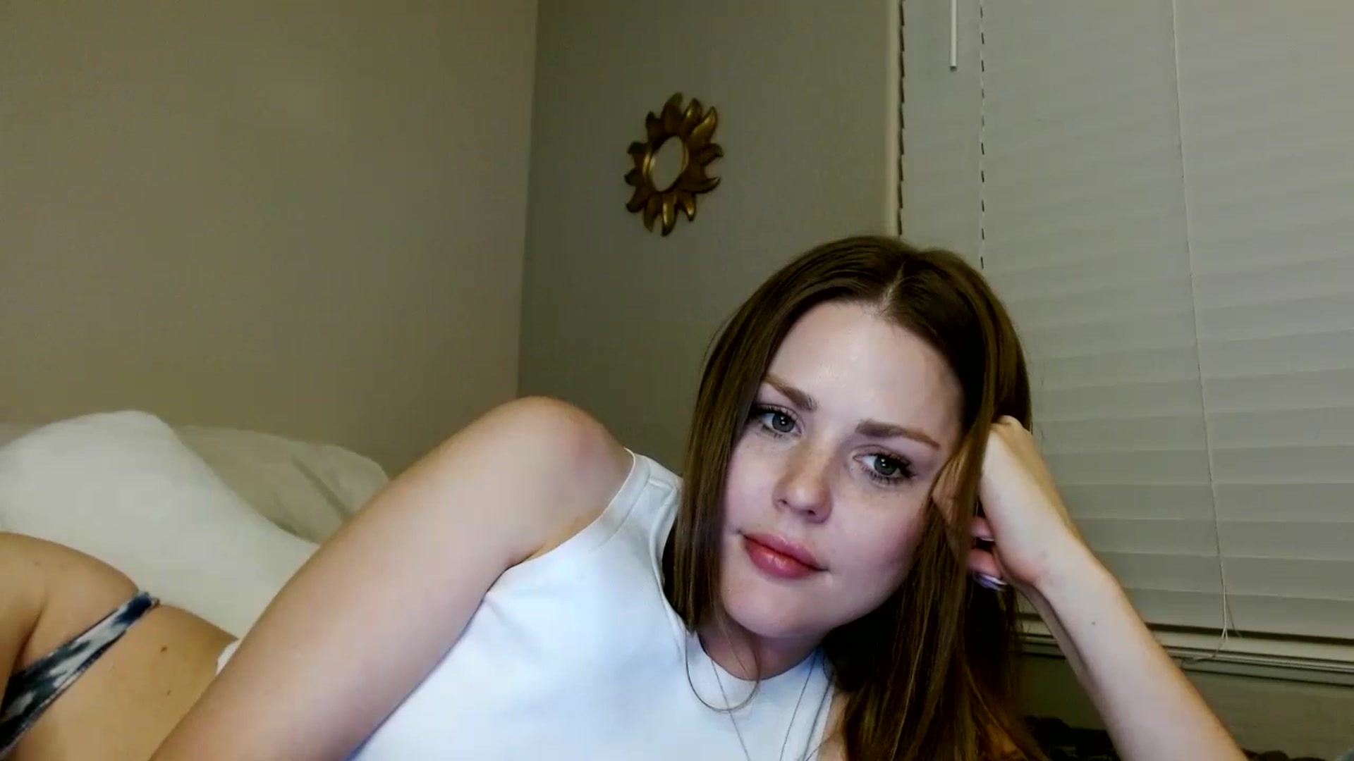 Gallery image thumbnail from Montyfoxx69's myfreecams stream on, 06/11/2023, 03:40 image 13 of 20