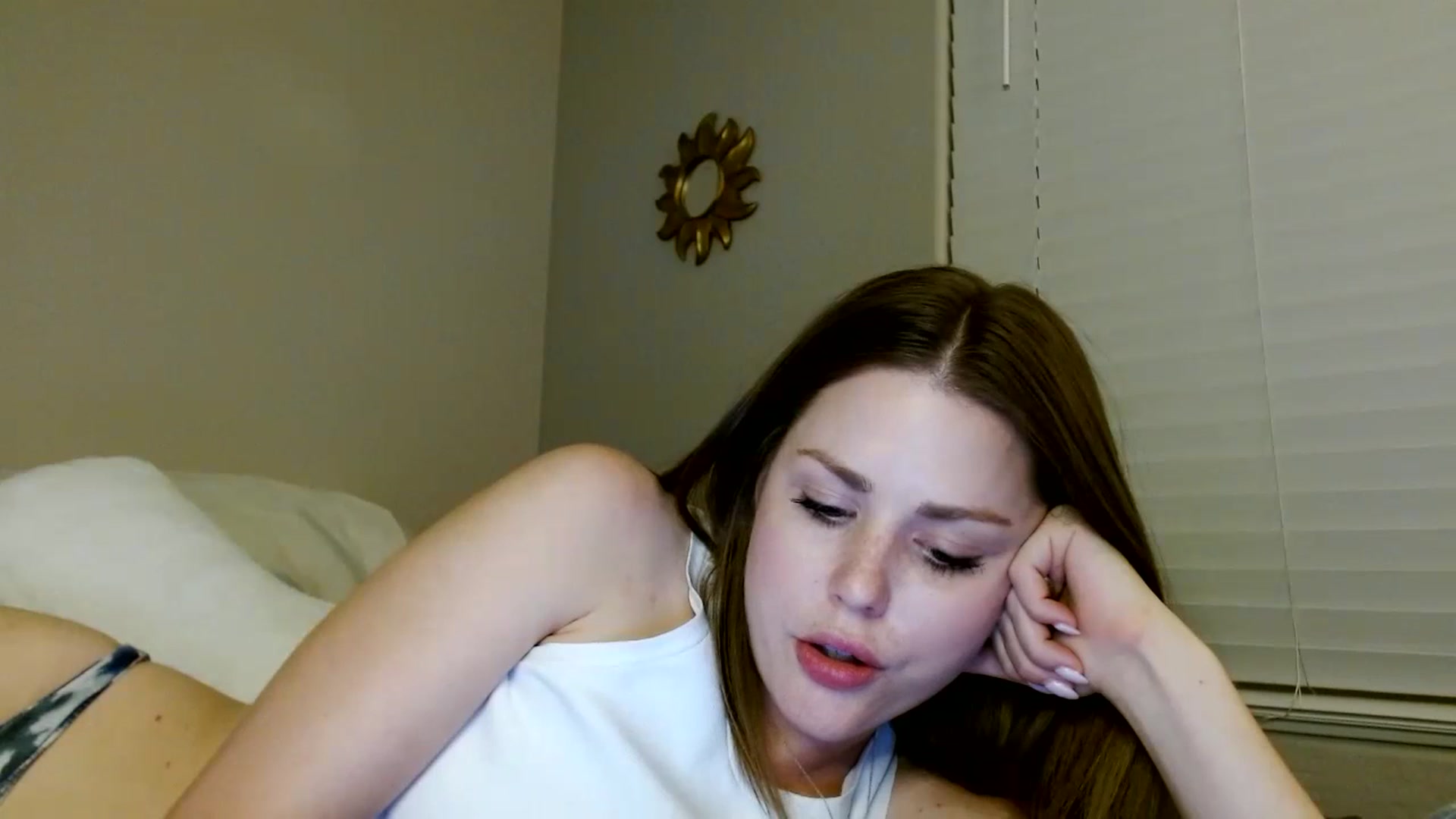Gallery image thumbnail from Montyfoxx69's myfreecams stream on, 06/11/2023, 03:40 image 16 of 20