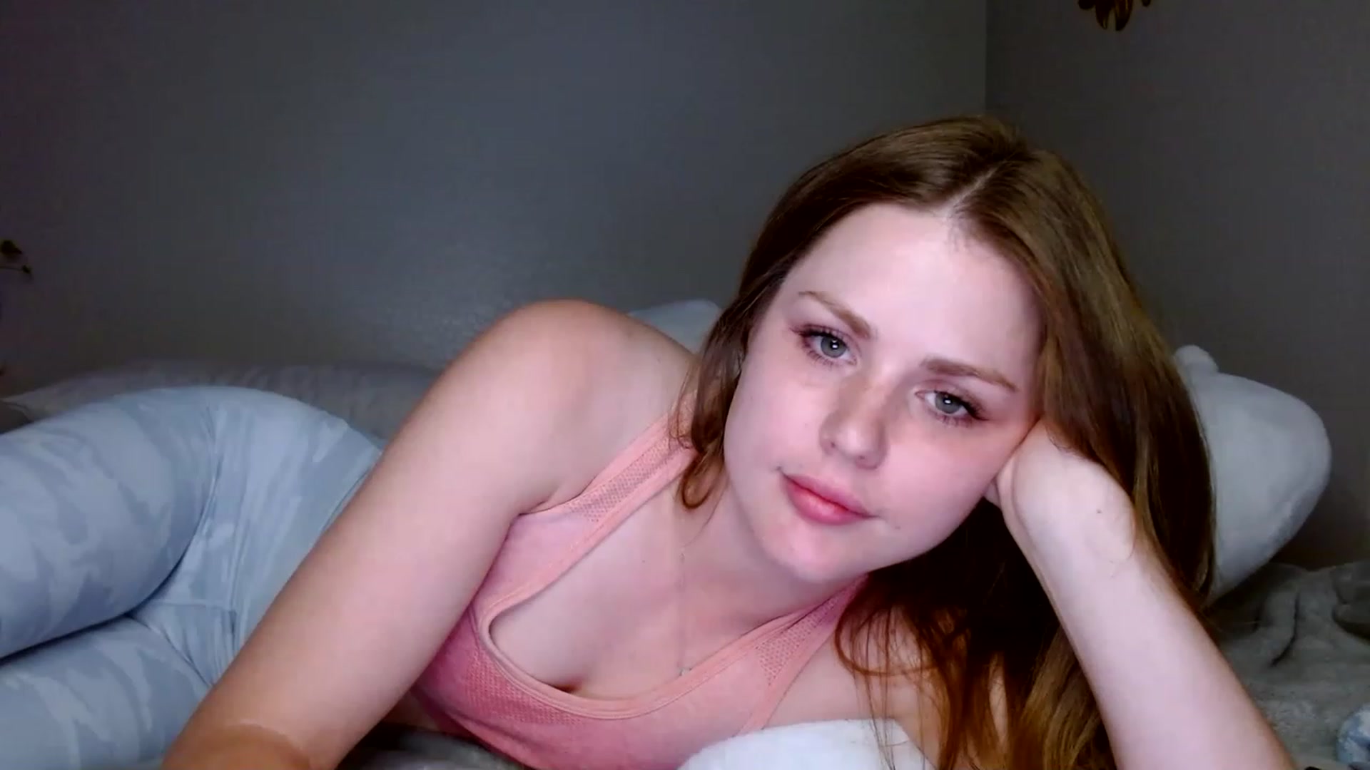Gallery image thumbnail from Montyfoxx69's myfreecams stream on, 06/19/2023, 04:19 image 6 of 20