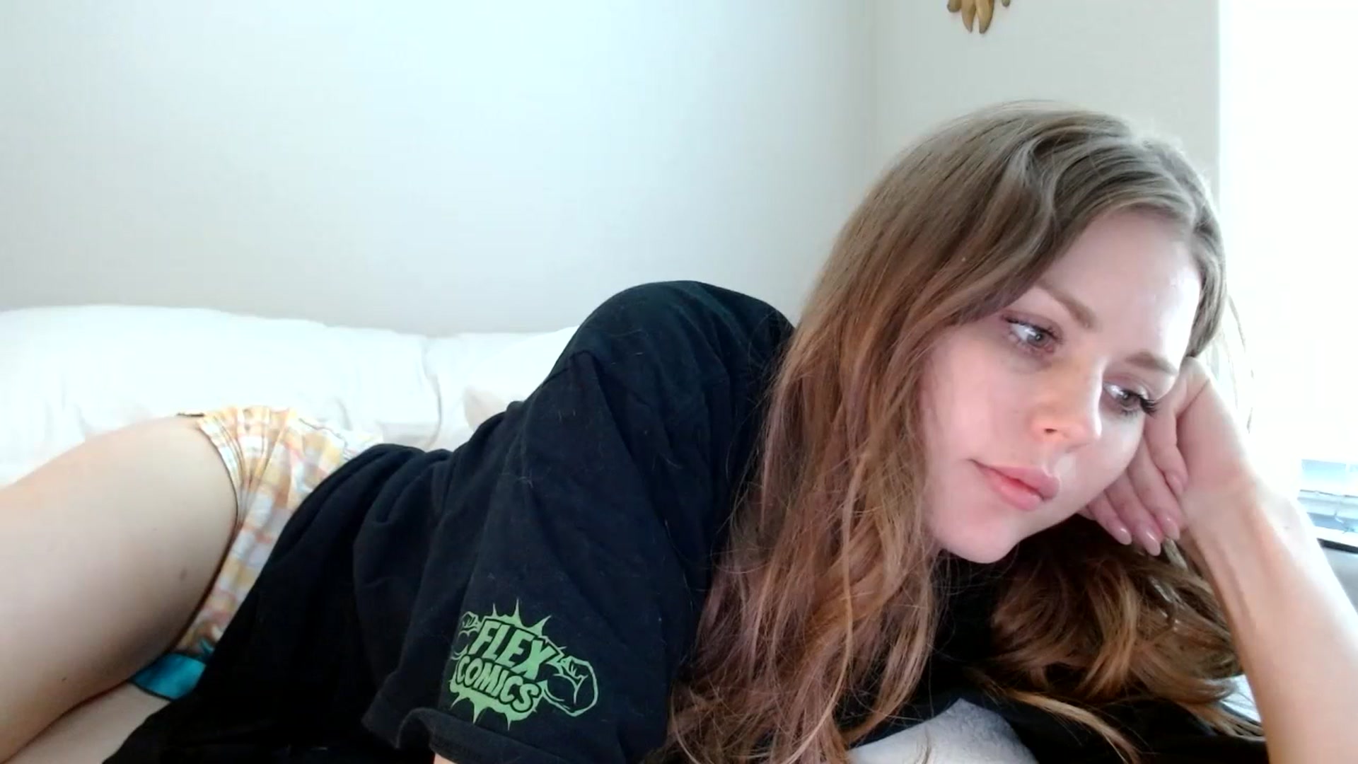 Gallery image thumbnail from Montyfoxx69's myfreecams stream on, 07/19/2023, 20:40 image 7 of 20