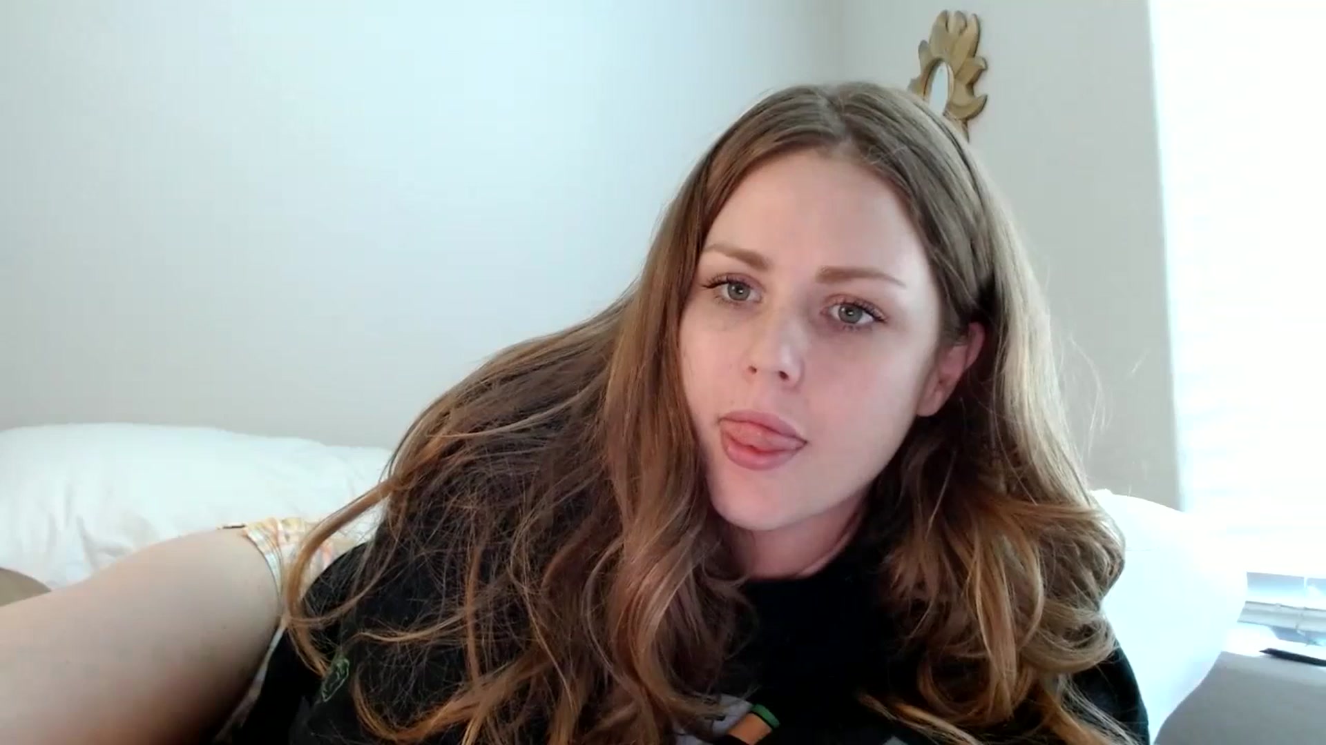 Gallery image thumbnail from Montyfoxx69's myfreecams stream on, 07/19/2023, 20:40 image 5 of 20