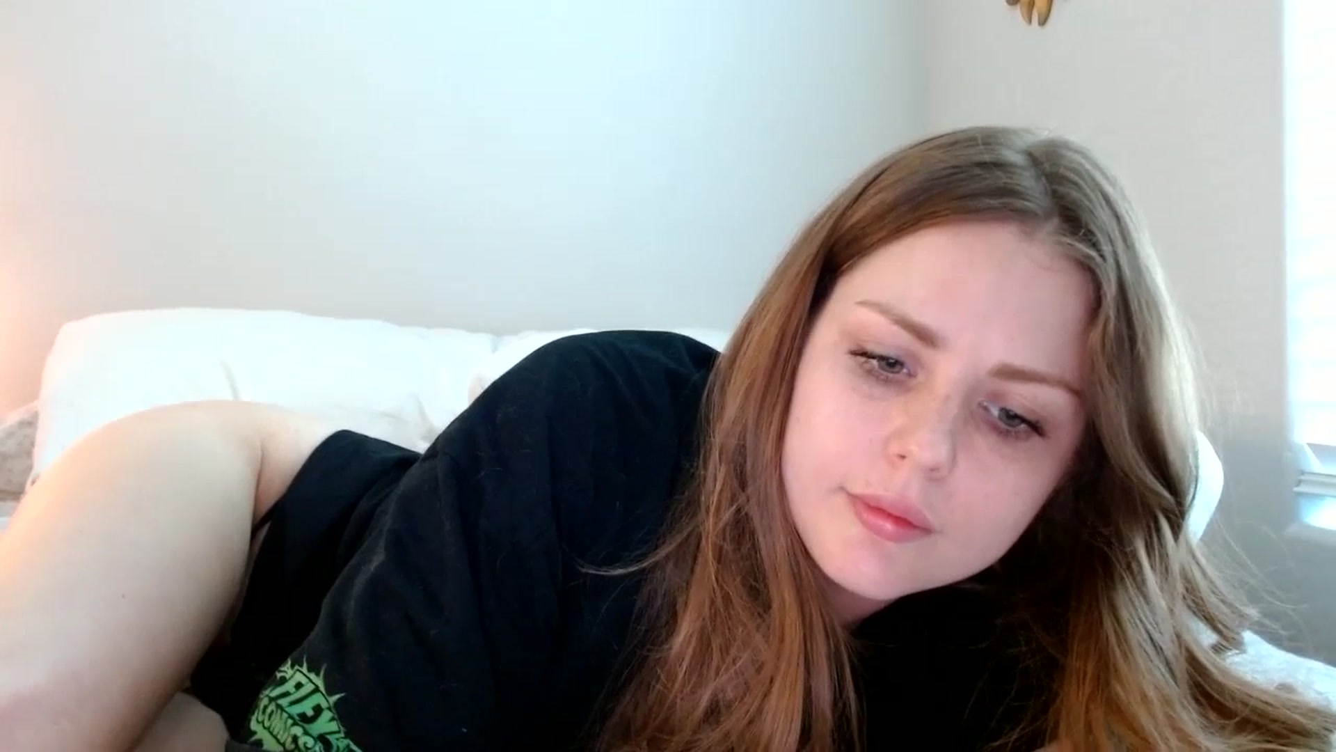 Gallery image thumbnail from Montyfoxx69's myfreecams stream on, 07/19/2023, 21:09 image 11 of 20