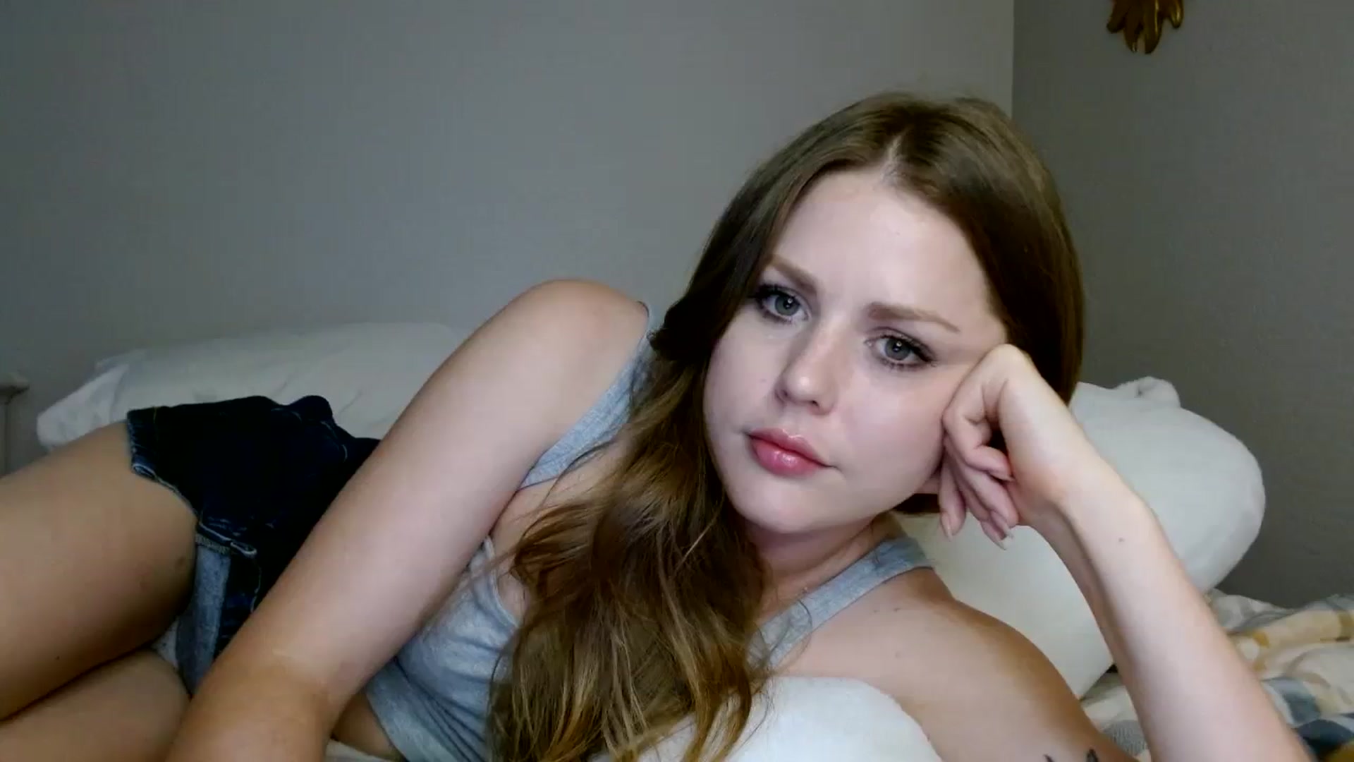 Gallery image thumbnail from Montyfoxx69's myfreecams stream on, 08/05/2023, 07:20 image 19 of 20