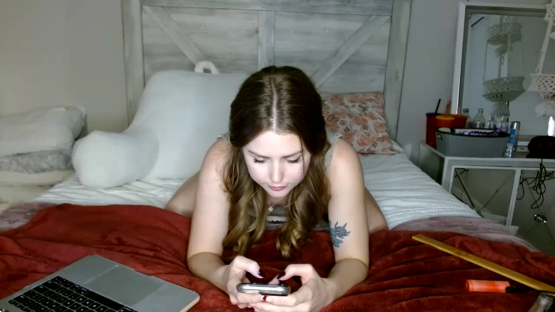 Gallery image thumbnail from Montyfoxx69's myfreecams stream on, 09/27/2023, 03:20 image 11 of 20