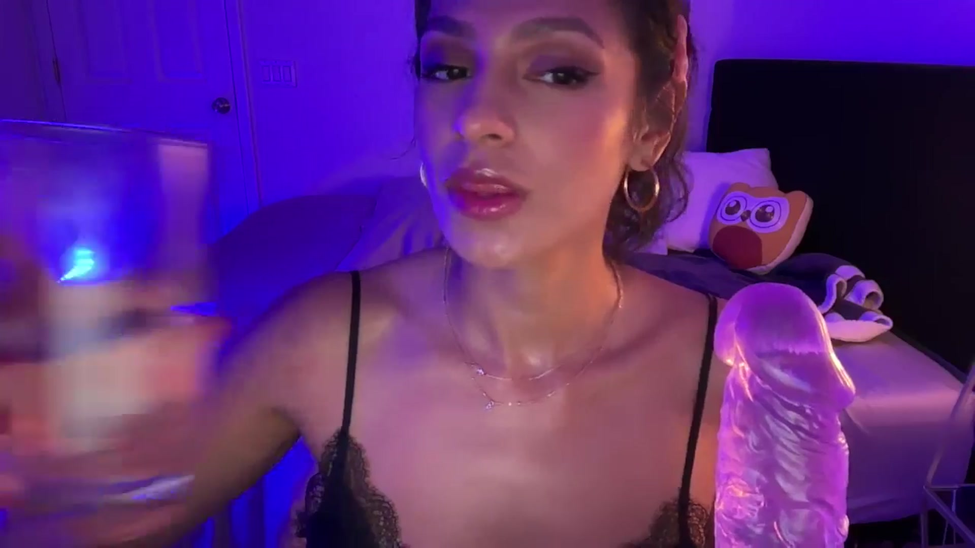 Gallery image thumbnail from Moodybaby's myfreecams stream on, 04/11/2025, 07:32 image 8 of 20