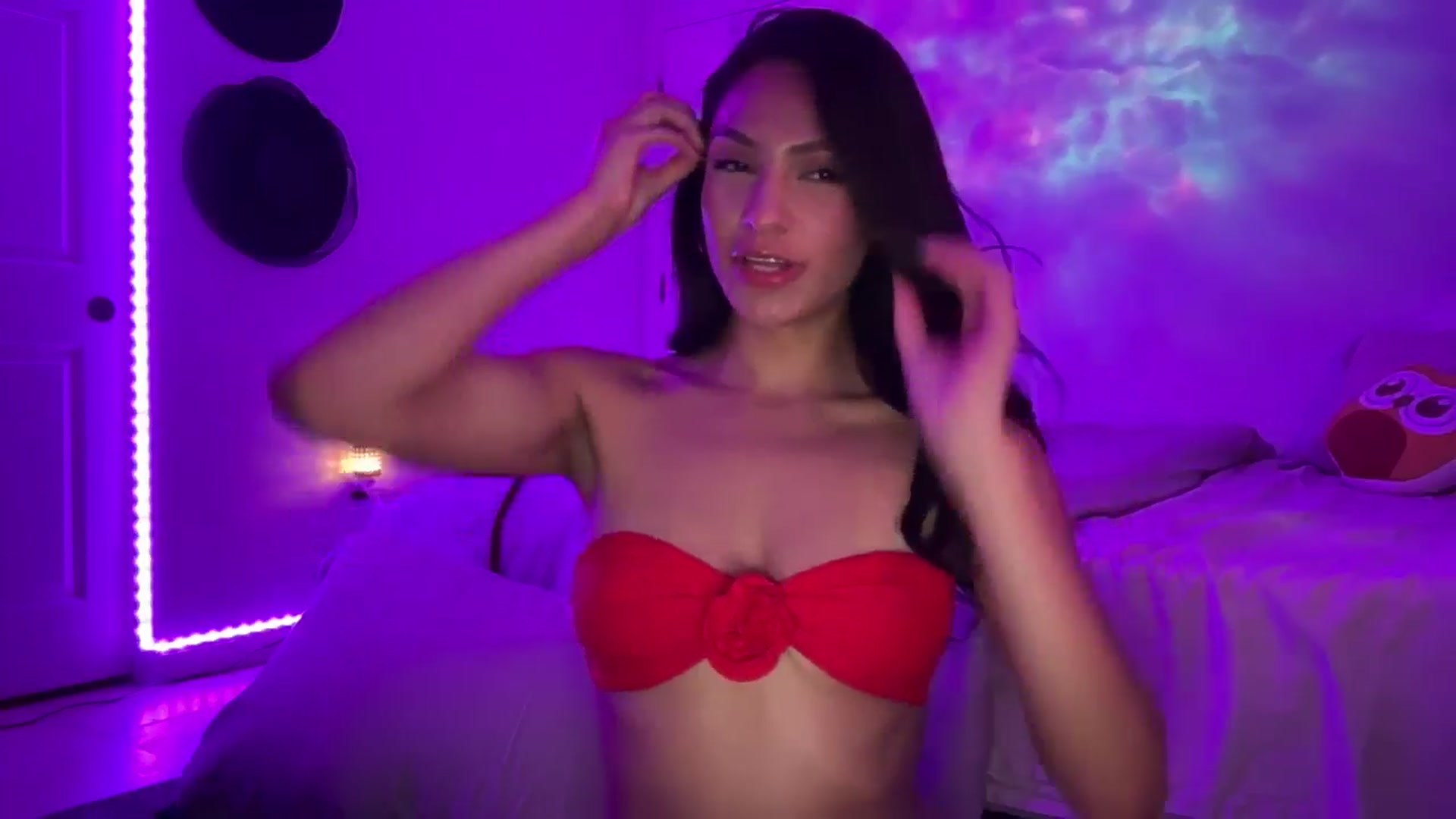 Gallery image thumbnail from Moodybaby's myfreecams stream on, 05/02/2025, 03:29 image 12 of 20