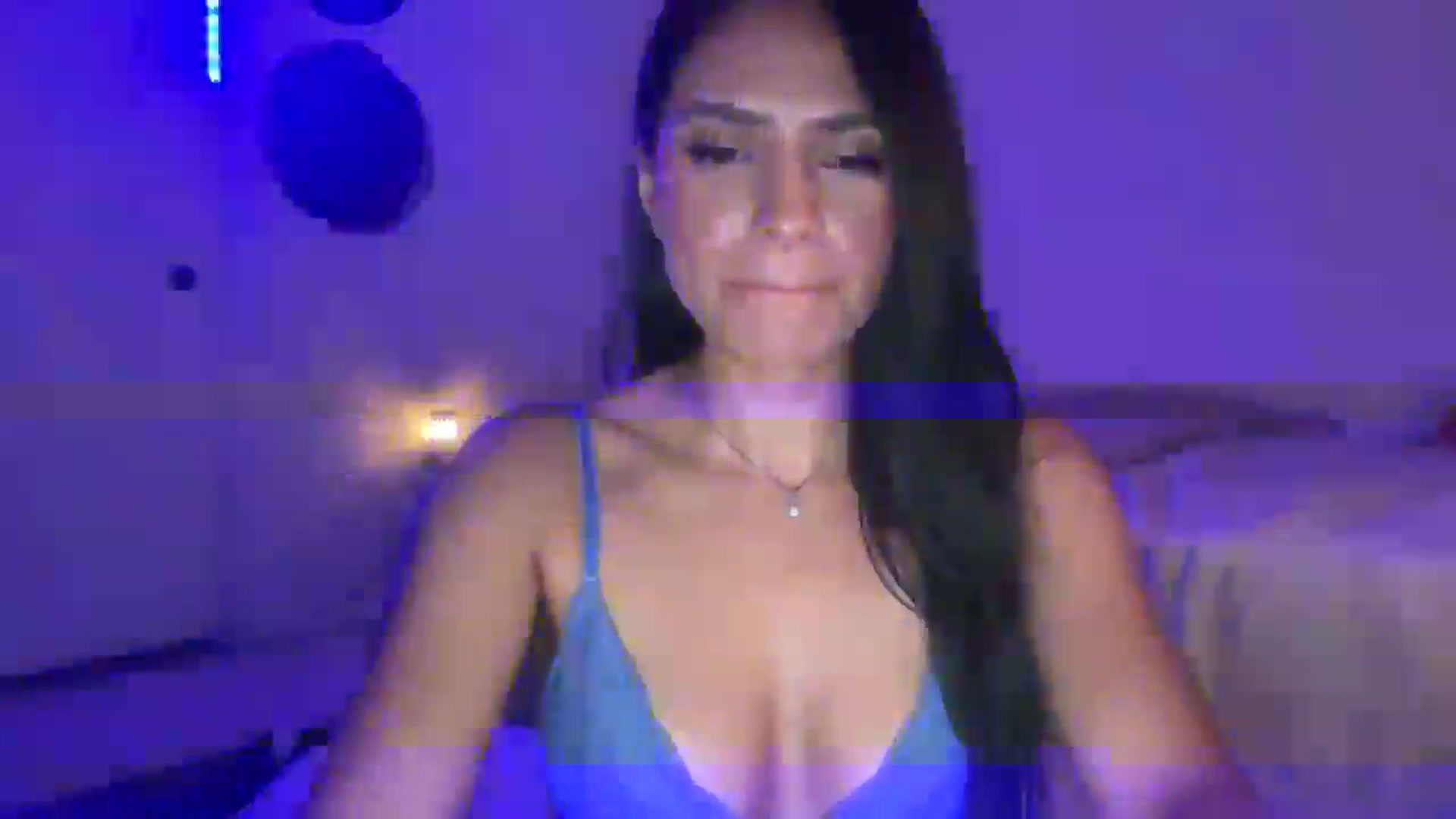 Gallery image thumbnail from Moodybaby's myfreecams stream on, 05/07/2025, 11:22 image 10 of 20