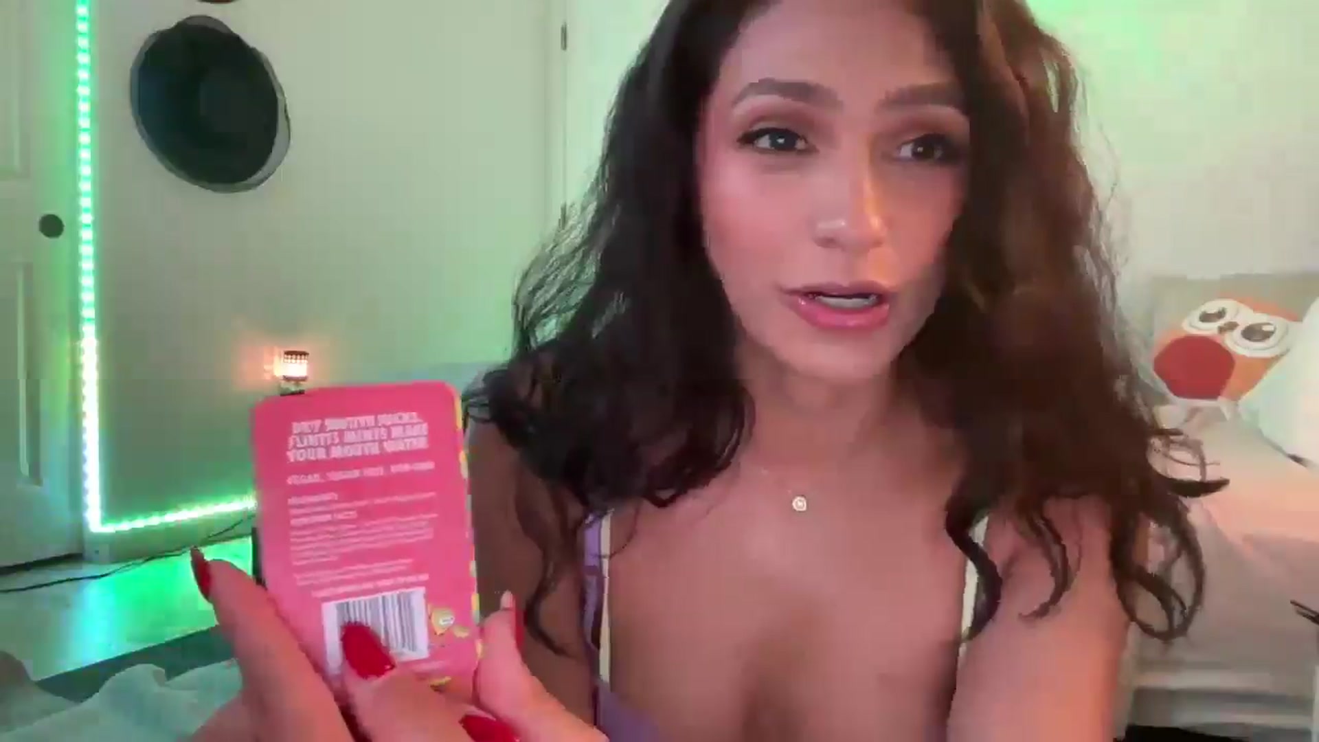 Gallery image thumbnail from Moodybaby's myfreecams stream on, 06/04/2025, 02:58 image 2 of 20