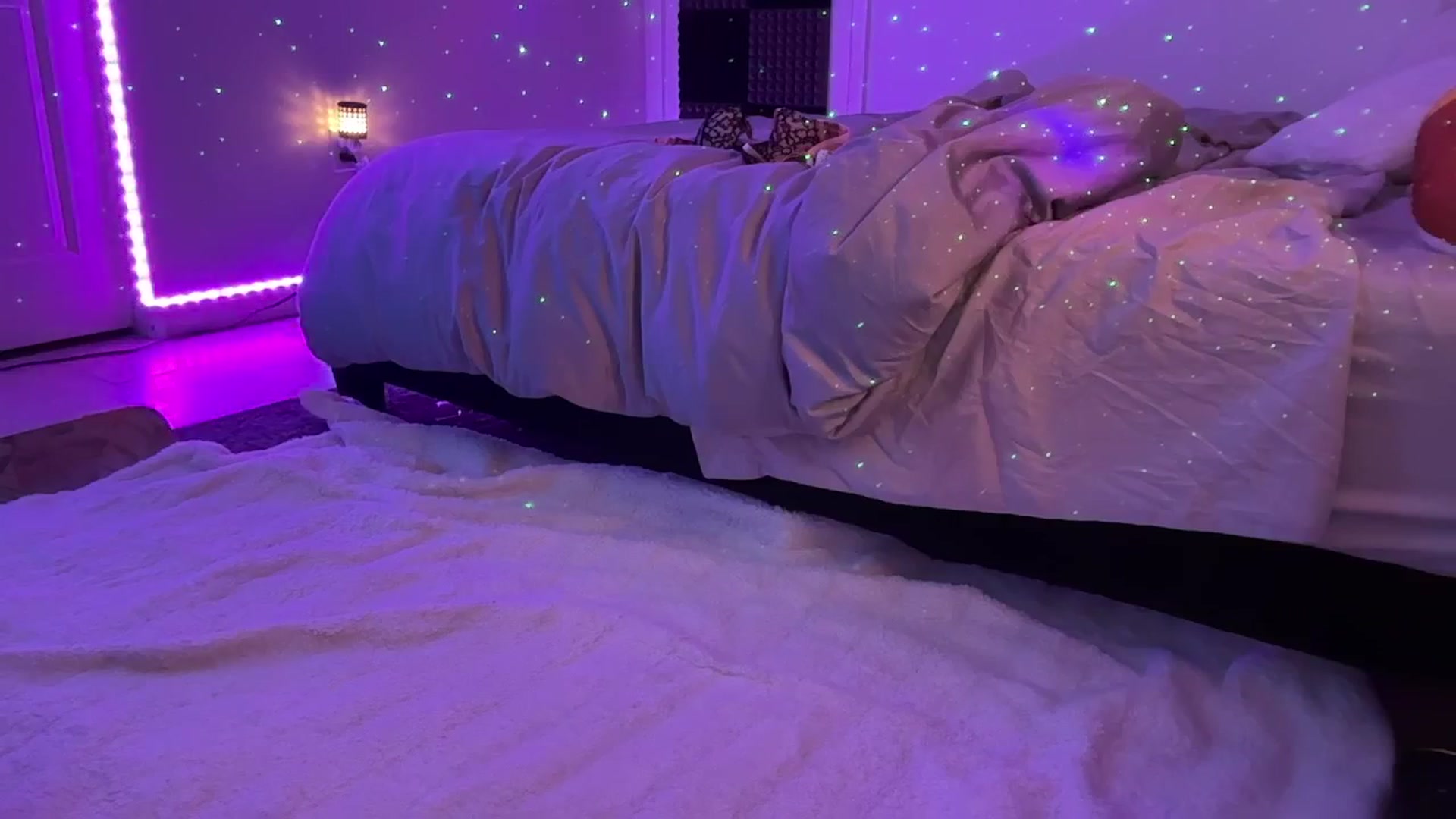 Gallery image thumbnail from Moodybaby's myfreecams stream on, 06/07/2025, 09:53 image 2 of 20
