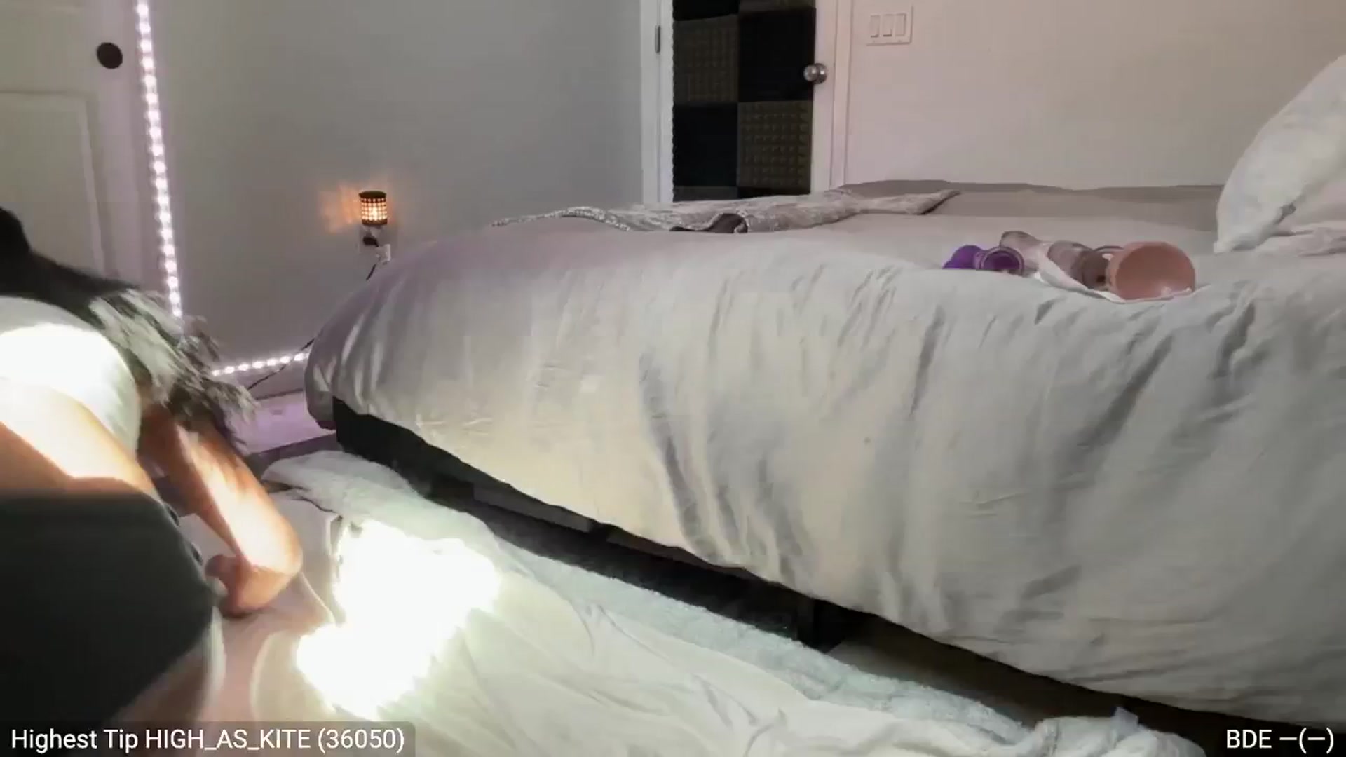 Gallery image thumbnail from Moodybaby's myfreecams stream on, 09/15/2025, 20:29 image 4 of 20