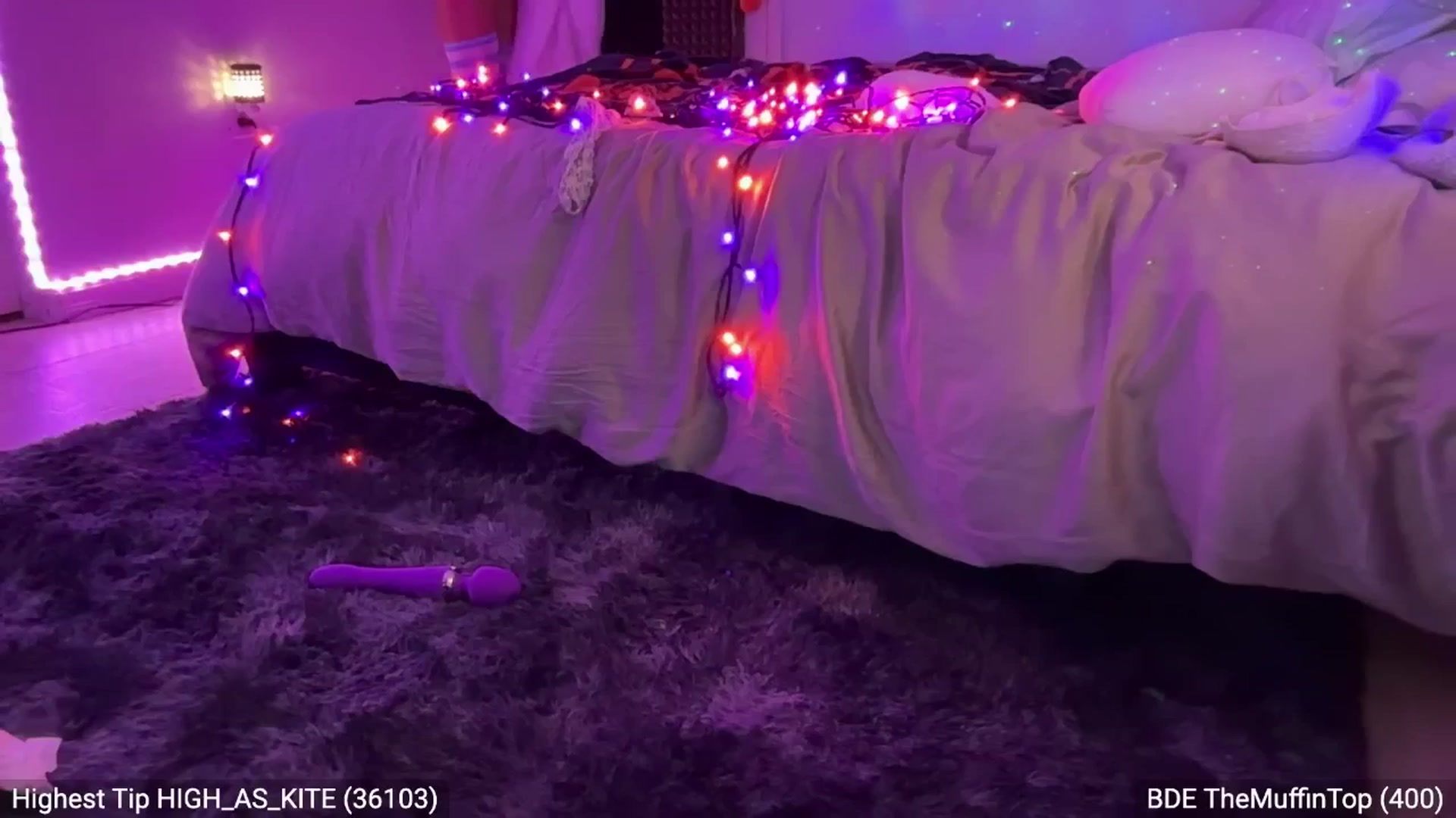 Gallery image thumbnail from Moodybaby's myfreecams stream on, 10/04/2025, 09:52 image 7 of 20