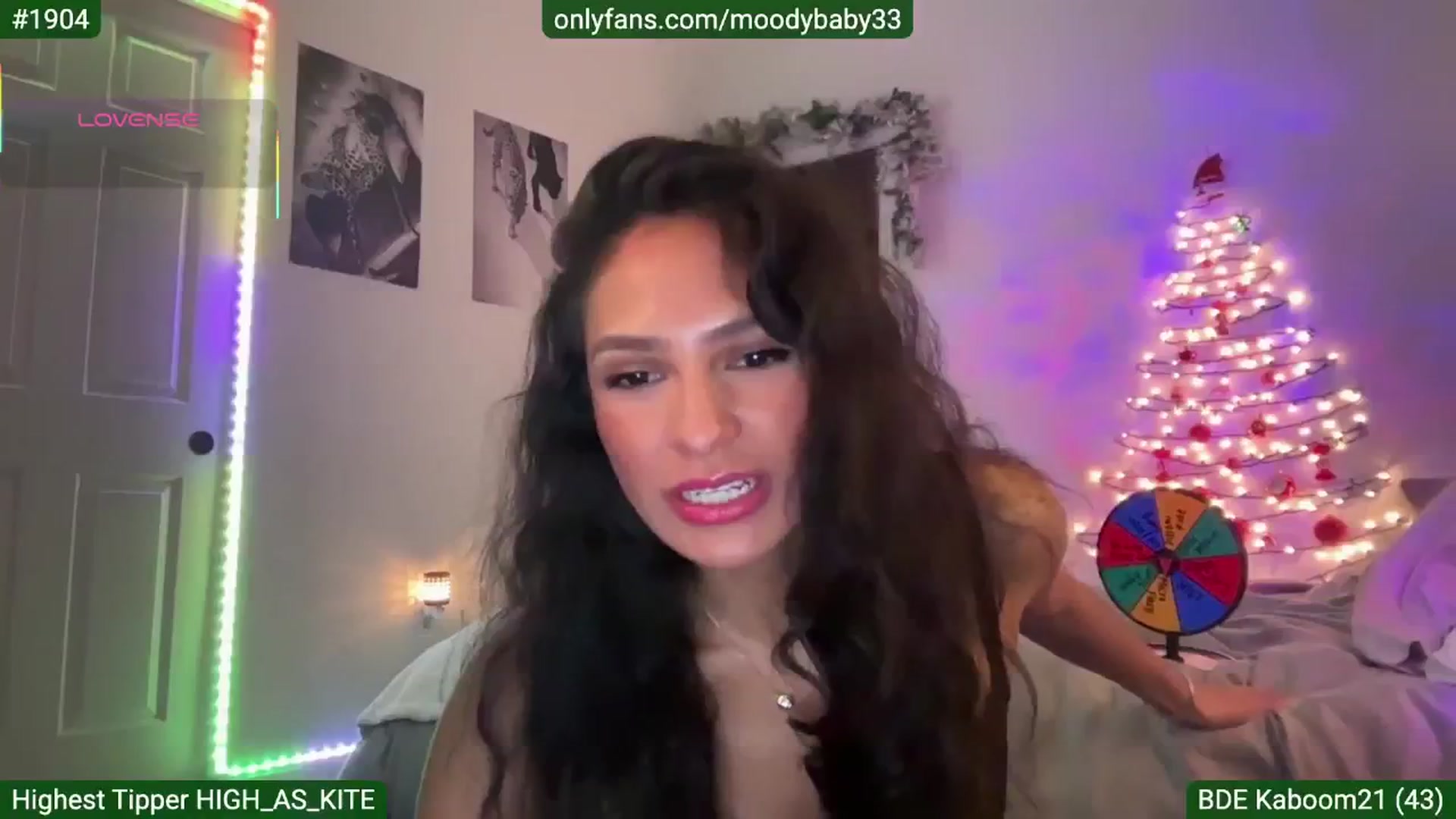 Gallery image thumbnail from Moodybaby's myfreecams stream on, 12/23/2025, 10:07 image 6 of 20