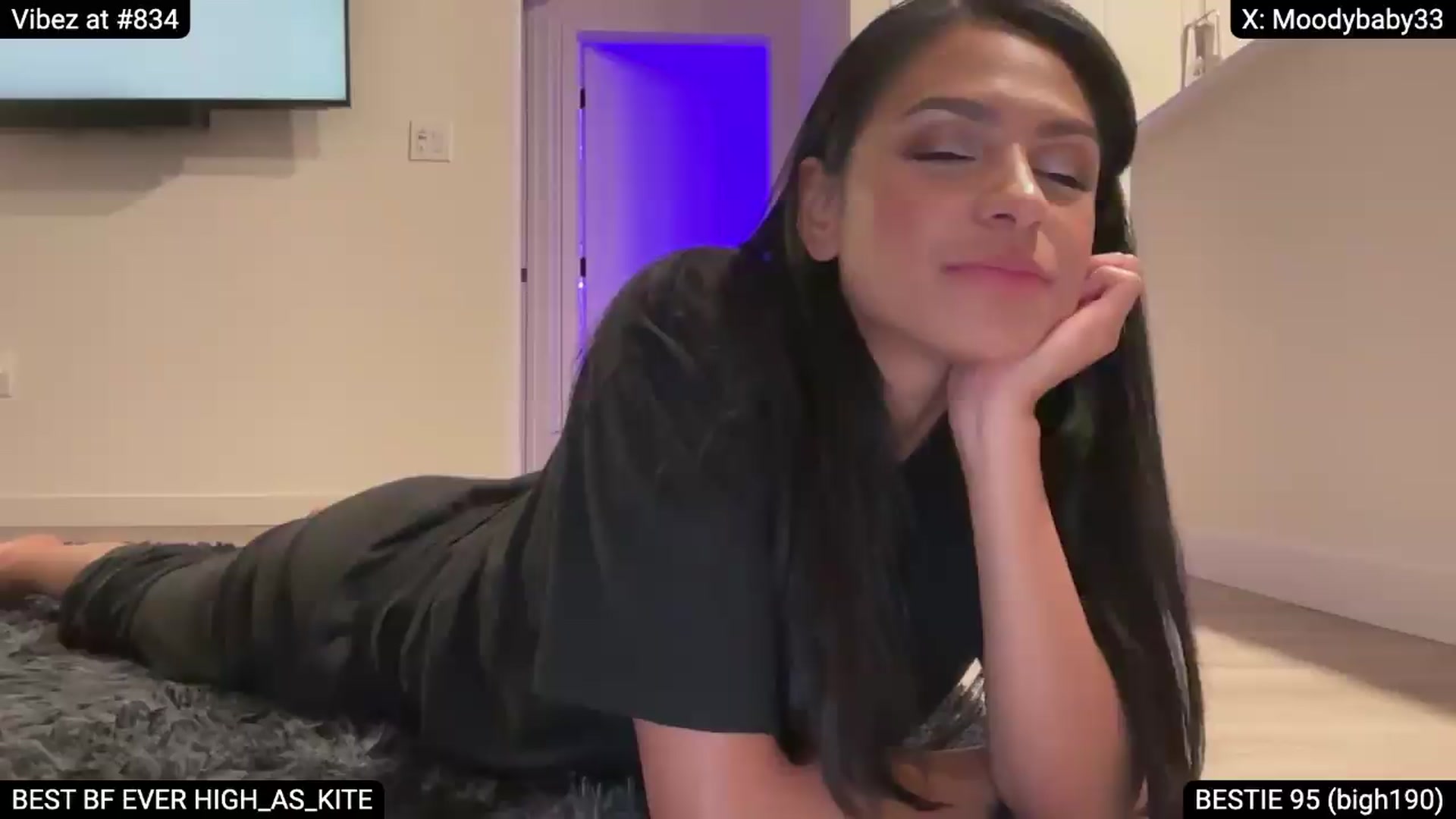 Gallery image thumbnail from Moodybaby's myfreecams stream on, 05/24/2026, 06:57 image 13 of 20