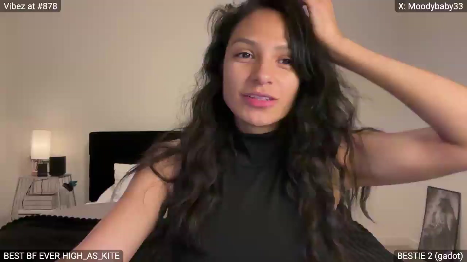 Gallery image thumbnail from Moodybaby's myfreecams stream on, 05/27/2026, 07:42 image 4 of 20