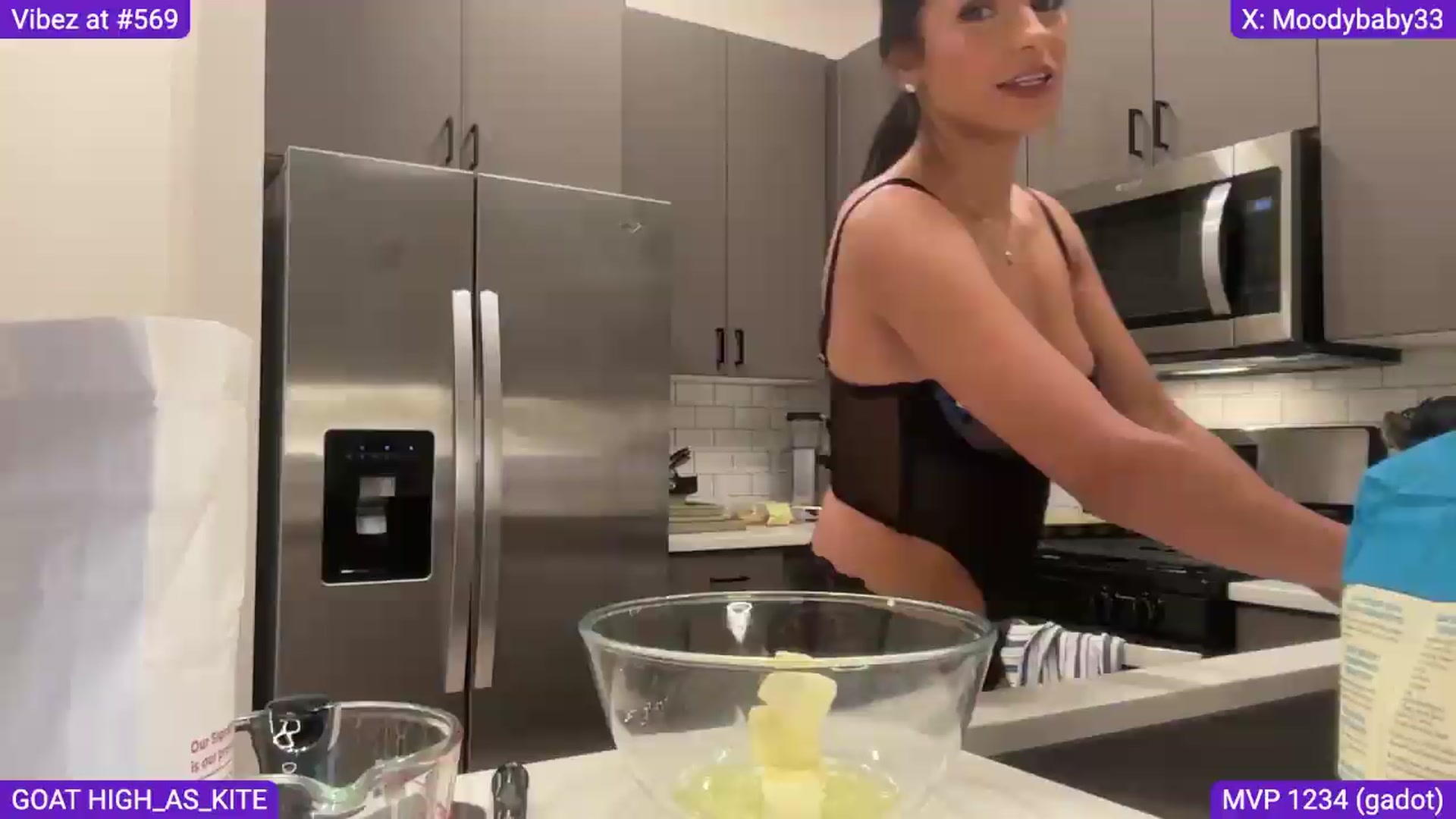 Gallery image thumbnail from Moodybaby's myfreecams stream on, 07/17/2026, 07:16 image 1 of 20