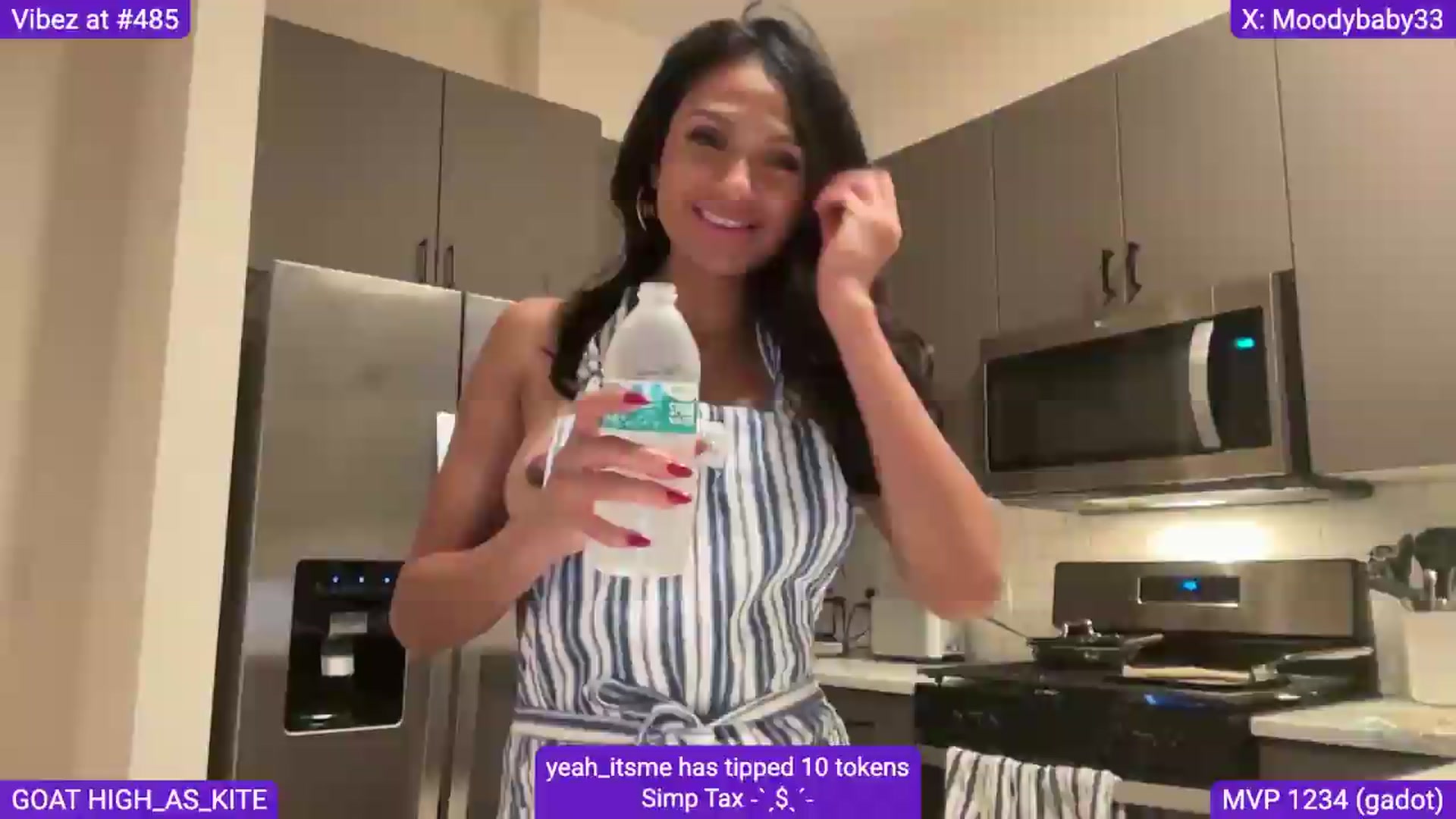 Gallery image thumbnail from Moodybaby's myfreecams stream on, 07/18/2026, 11:57 image 4 of 20