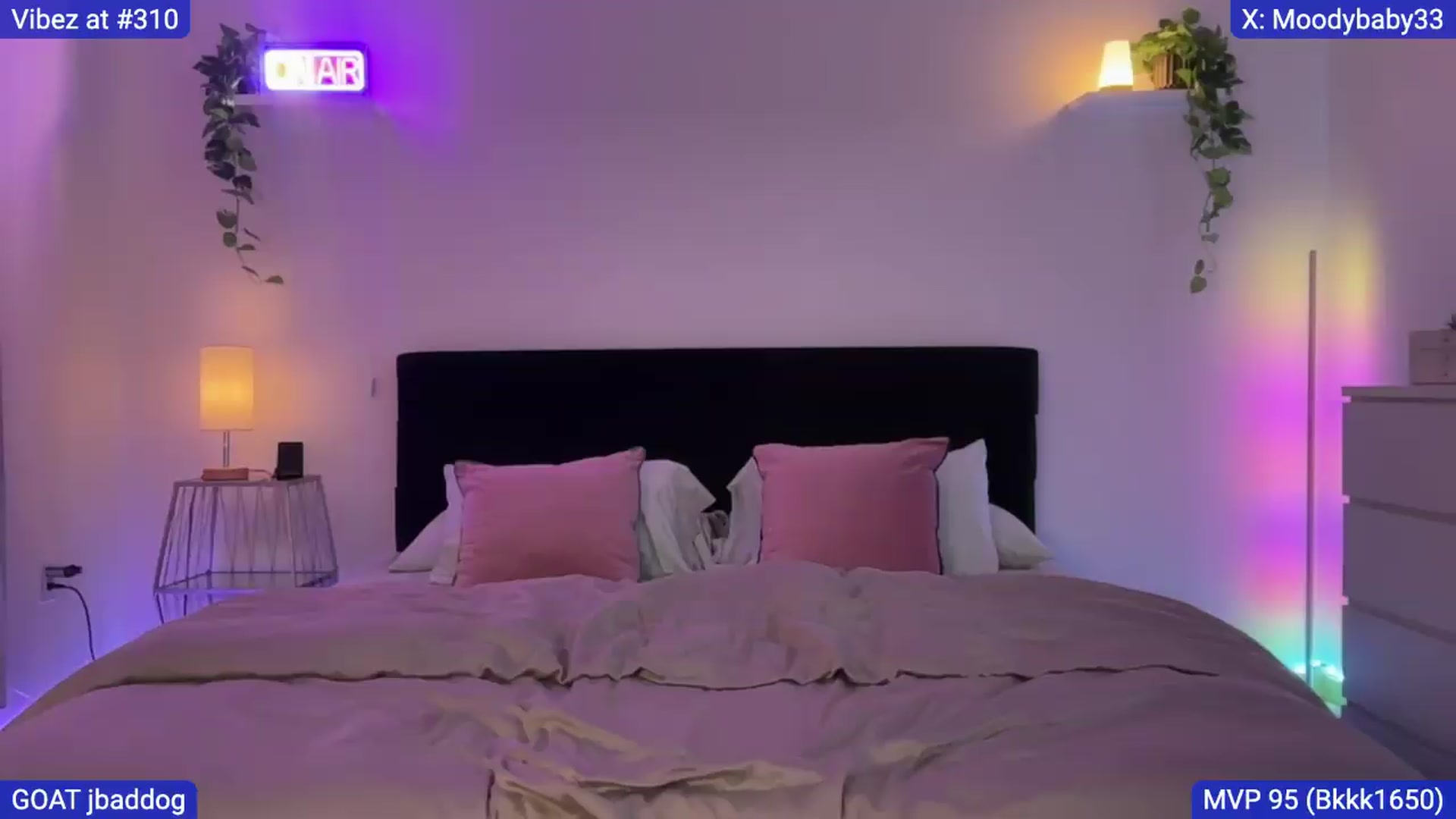 Gallery image thumbnail from Moodybaby's myfreecams stream on, 09/02/2026, 08:44 image 1 of 20