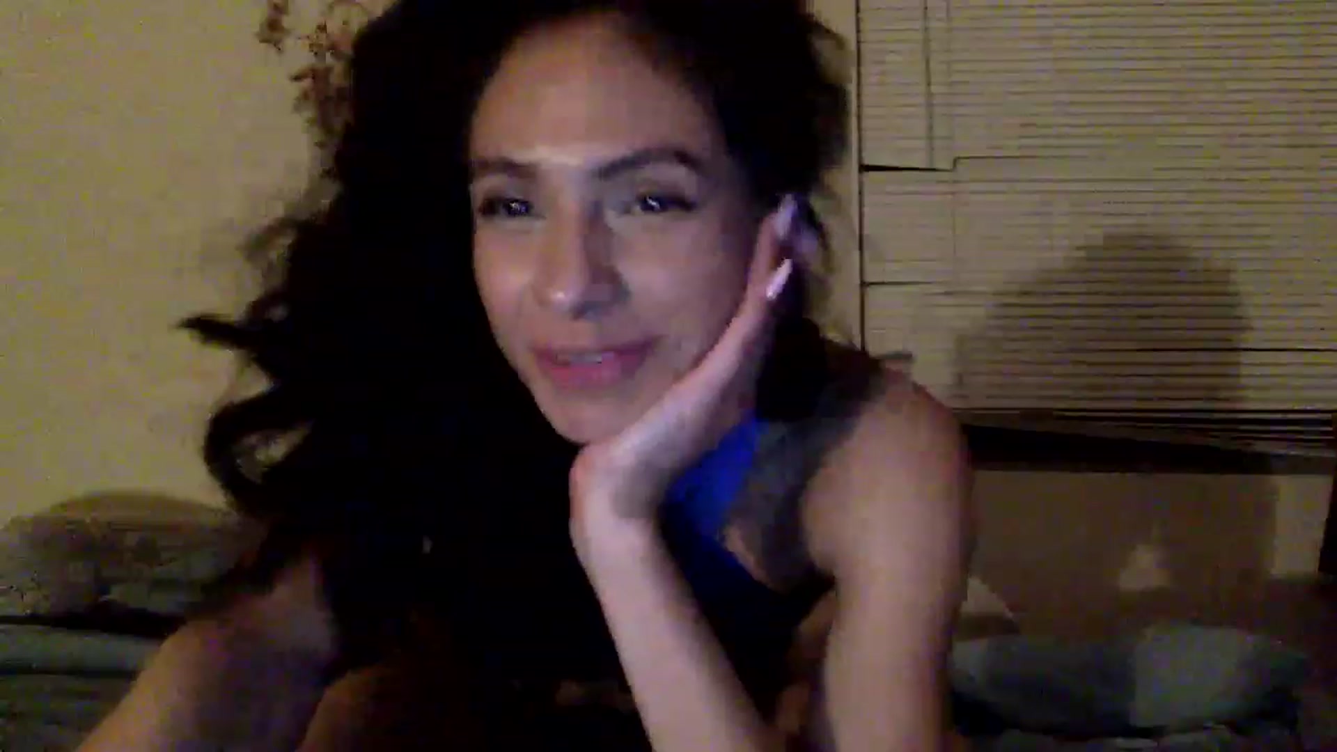 Gallery image thumbnail from Moodybaby2's myfreecams stream on, 01/27/2023, 09:51 image 13 of 20
