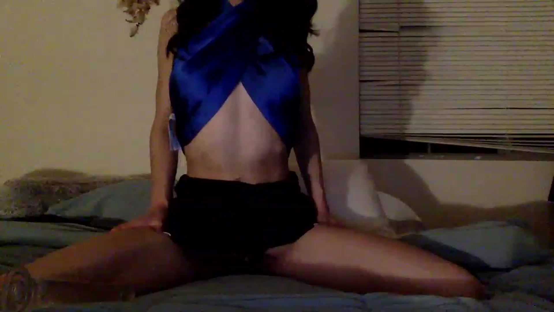 Gallery image thumbnail from Moodybaby2's myfreecams stream on, 01/27/2023, 09:51 image 11 of 20
