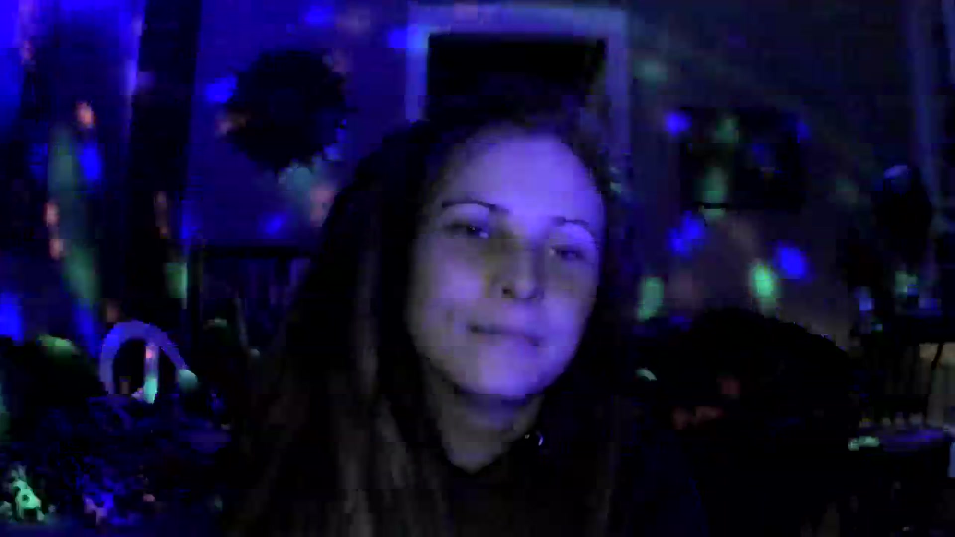 Gallery image thumbnail from MoonAmore's myfreecams stream on, 04/01/2024, 01:00 image 14 of 20