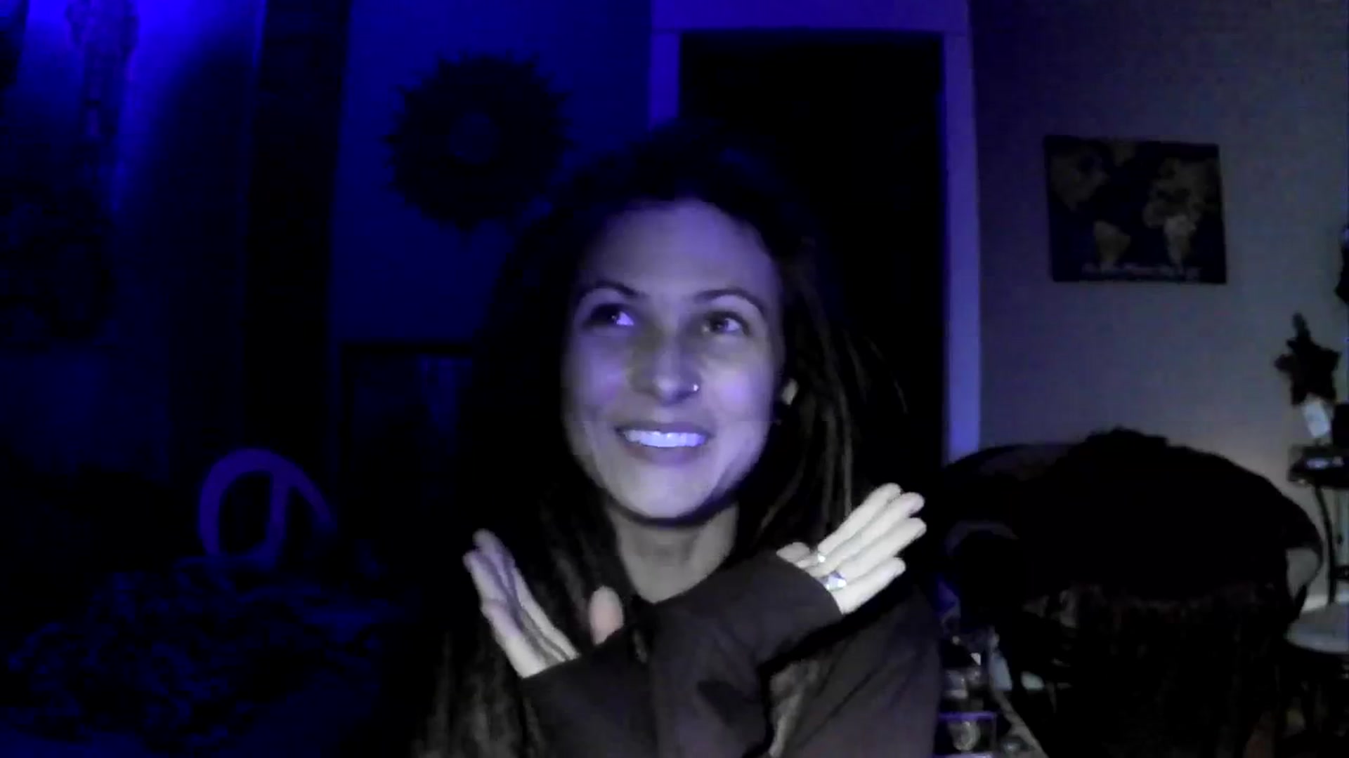 Gallery image thumbnail from MoonAmore's myfreecams stream on, 04/01/2024, 01:00 image 7 of 20