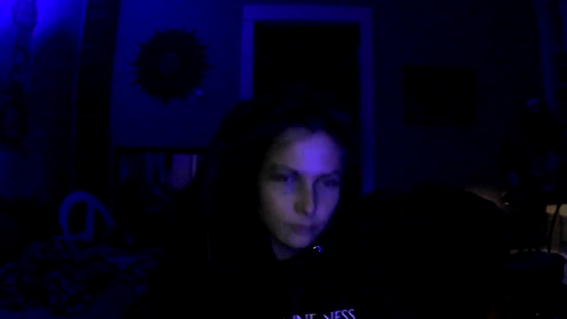 Gallery image thumbnail from MoonAmore's myfreecams stream on, 04/01/2024, 01:00 image 13 of 20