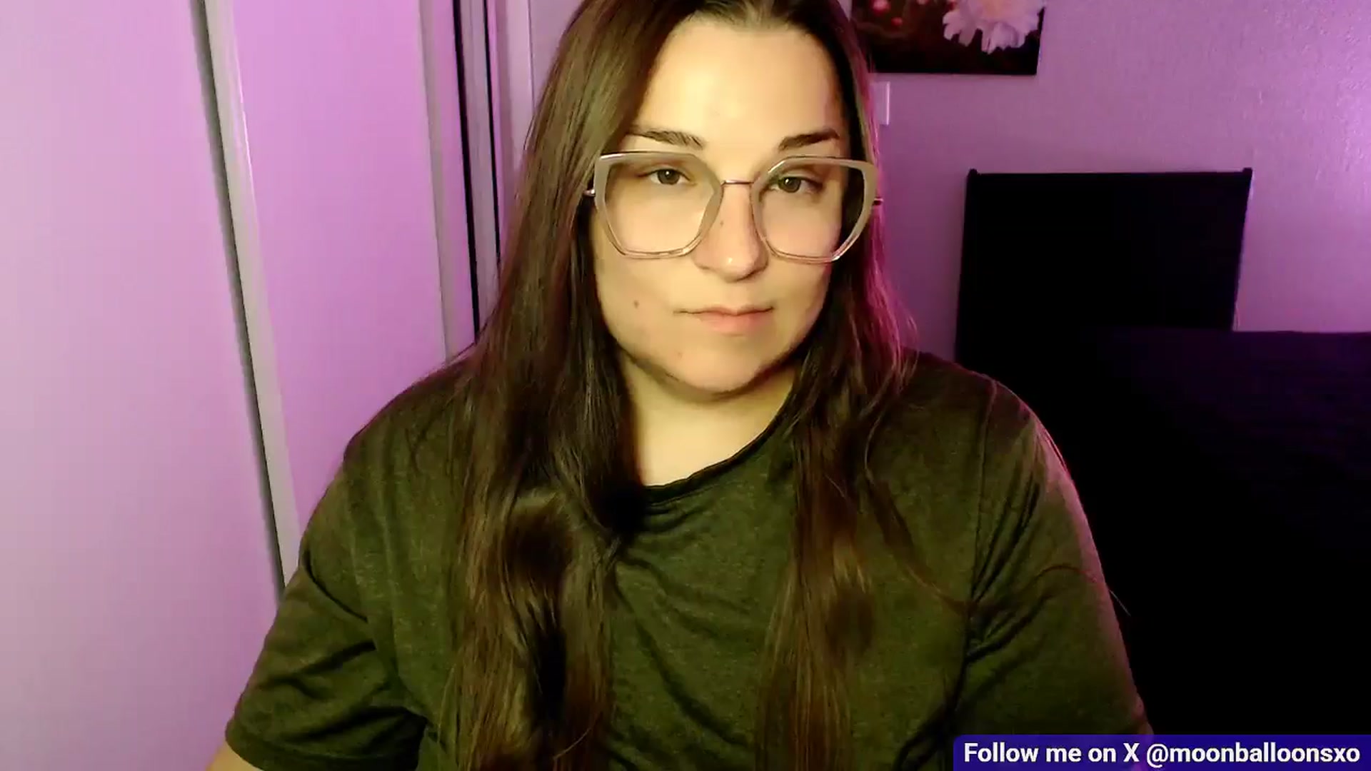 Gallery image thumbnail from MoonBalloons's myfreecams stream on, 11/10/2025, 06:13 image 15 of 20