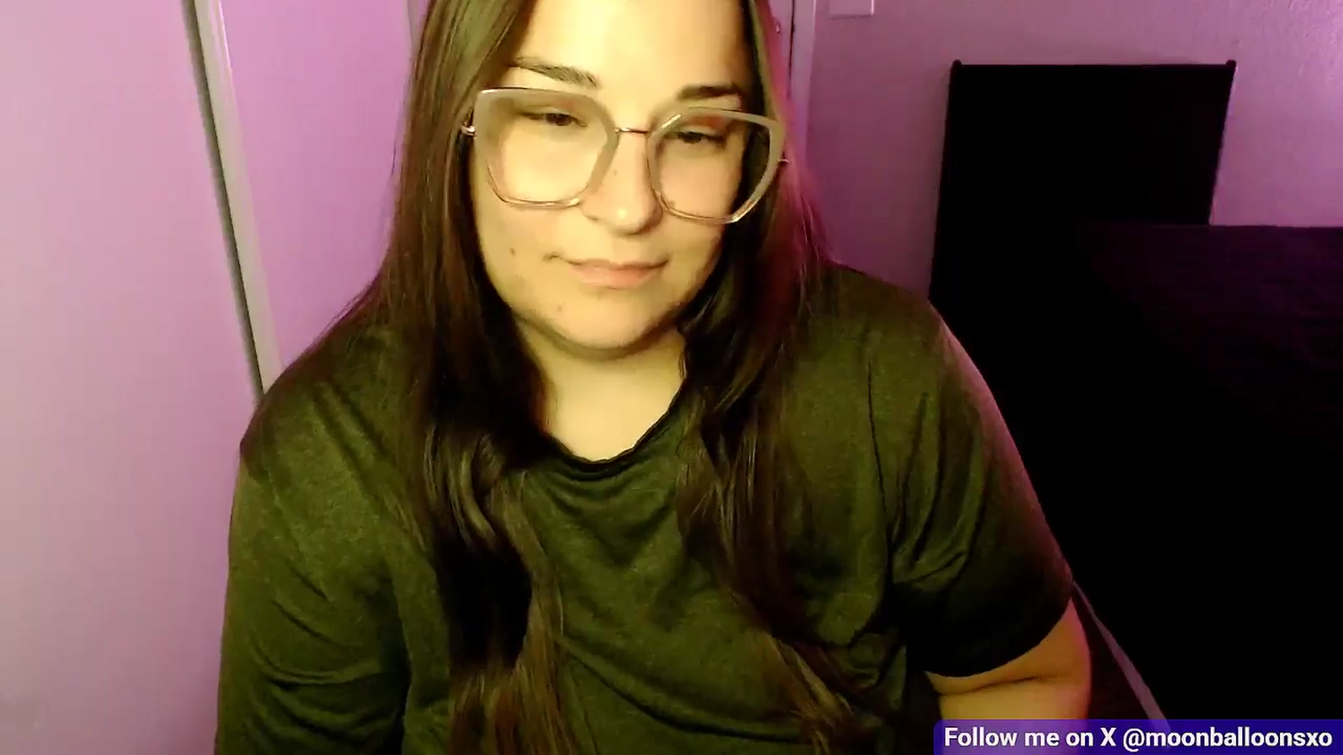 Gallery image thumbnail from MoonBalloons's myfreecams stream on, 11/10/2025, 06:13 image 12 of 20