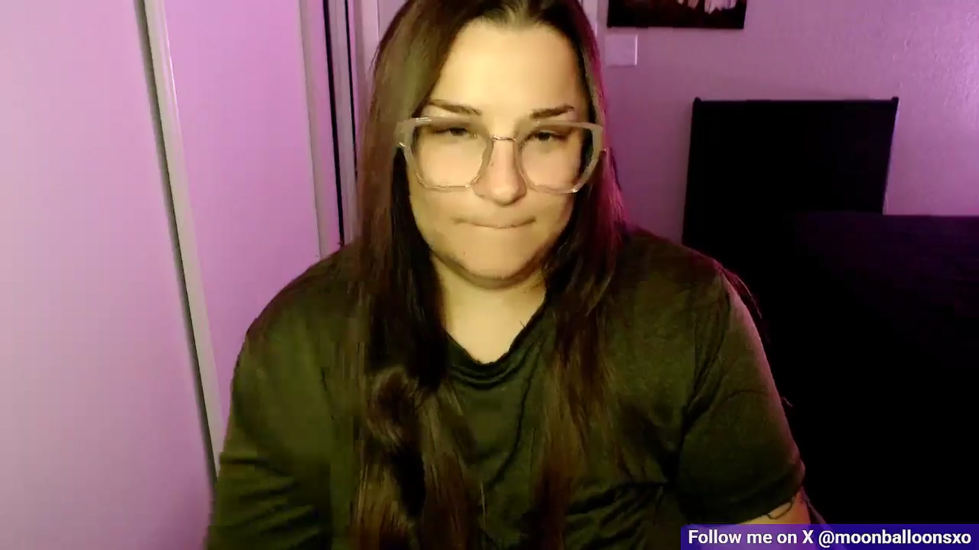 Gallery image thumbnail from MoonBalloons's myfreecams stream on, 11/10/2025, 06:13 image 16 of 20