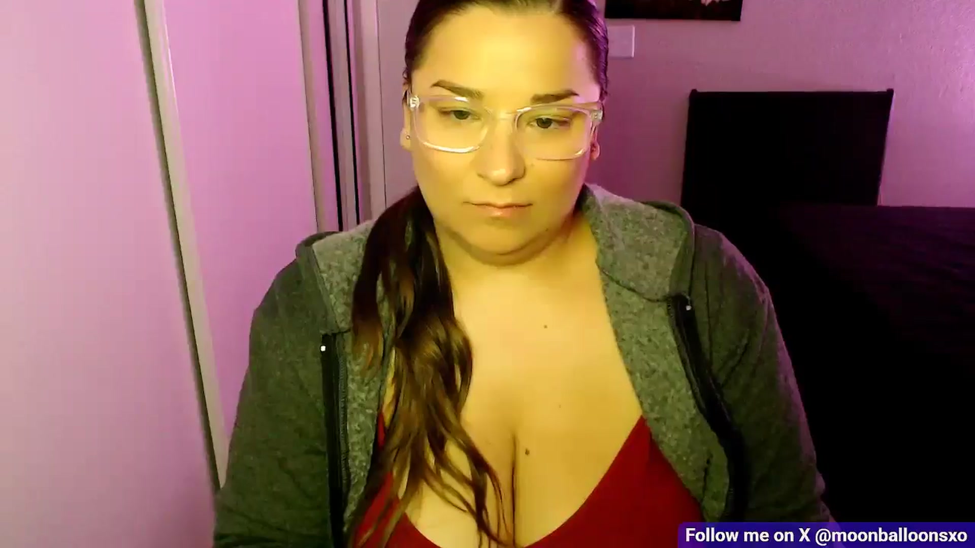 Gallery image thumbnail from MoonBalloons's myfreecams stream on, 11/11/2025, 04:30 image 9 of 20
