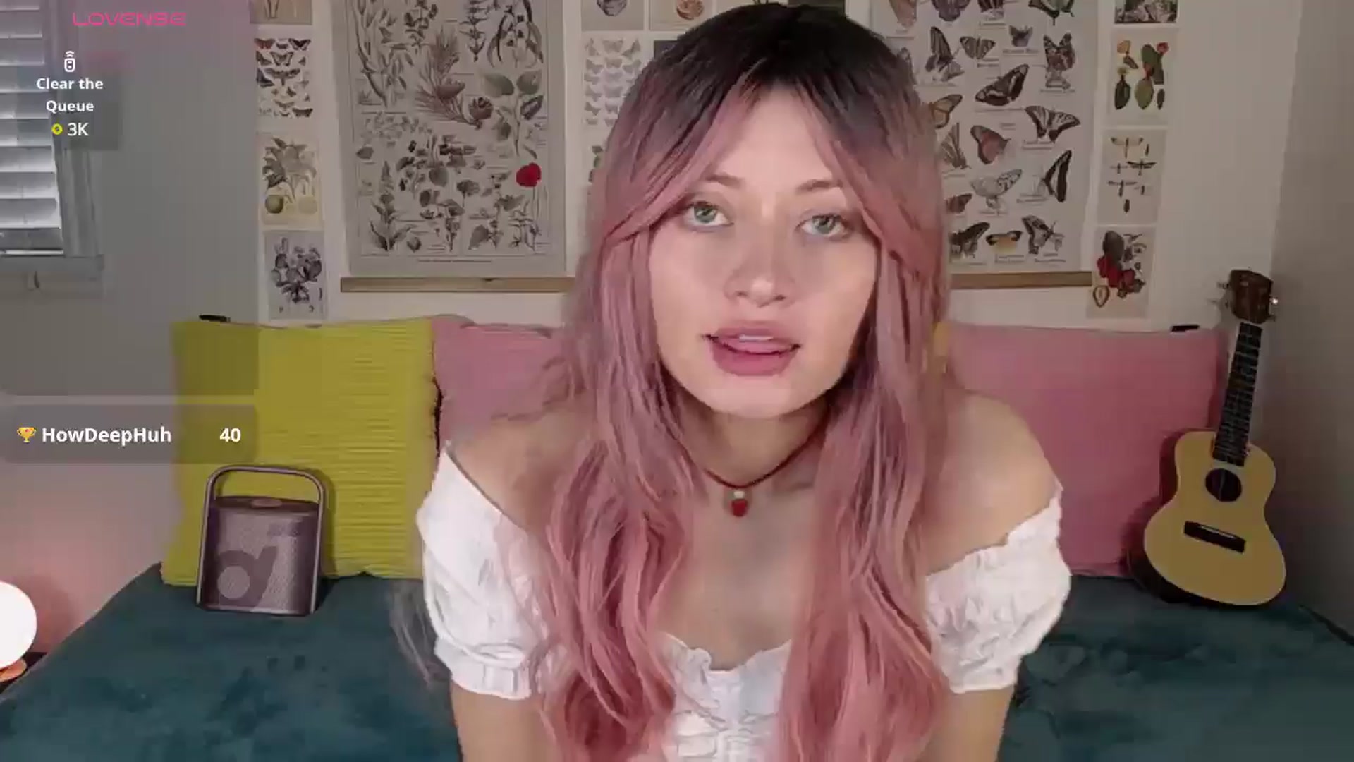 Gallery image thumbnail from MoonLush's myfreecams stream on, 04/10/2025, 22:31 image 8 of 20