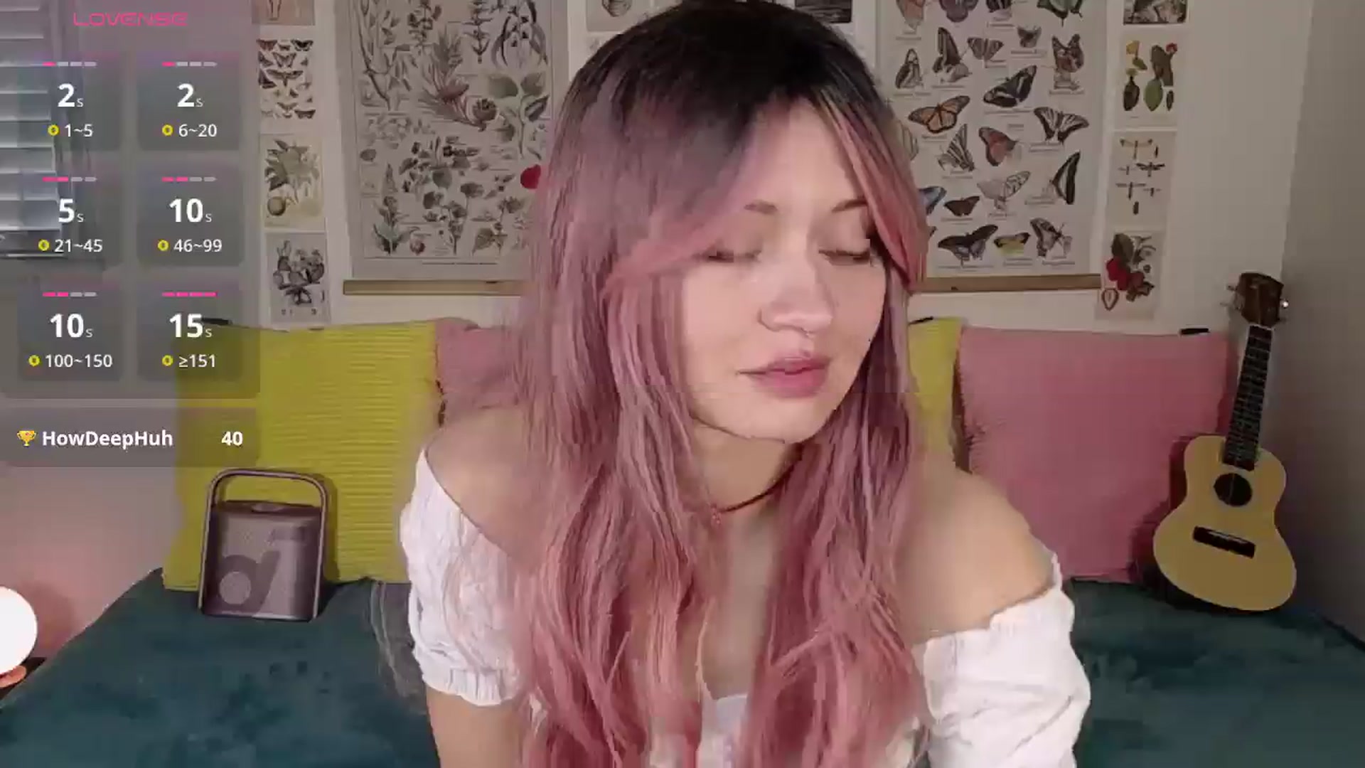Gallery image thumbnail from MoonLush's myfreecams stream on, 04/10/2025, 22:31 image 5 of 20