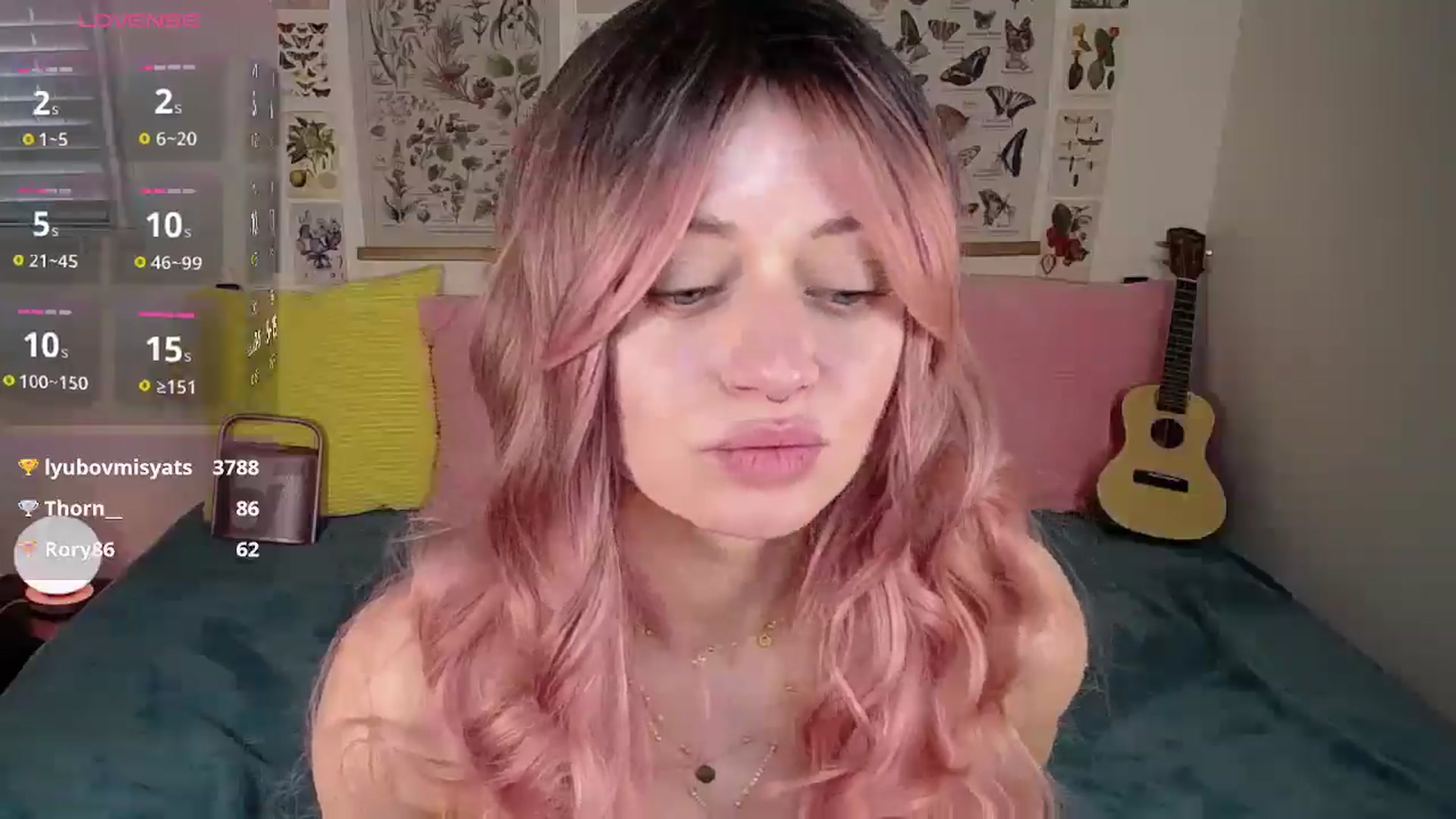 Gallery image thumbnail from MoonLush's myfreecams stream on, 04/24/2025, 24:13 image 15 of 20