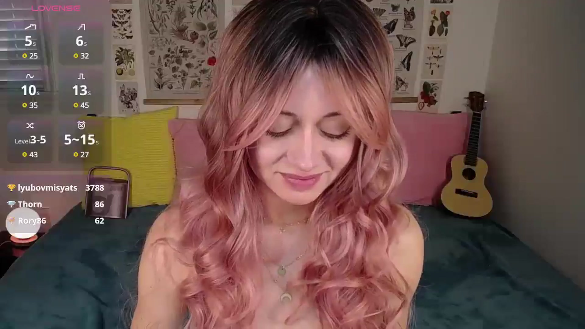 Gallery image thumbnail from MoonLush's myfreecams stream on, 04/24/2025, 24:13 image 17 of 20