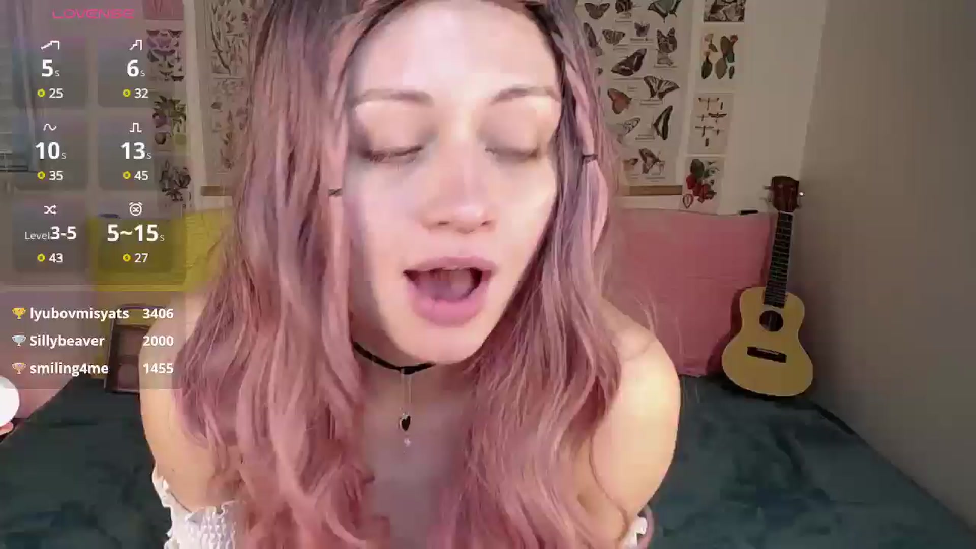 Gallery image thumbnail from MoonLush's myfreecams stream on, 04/25/2025, 22:14 image 19 of 20