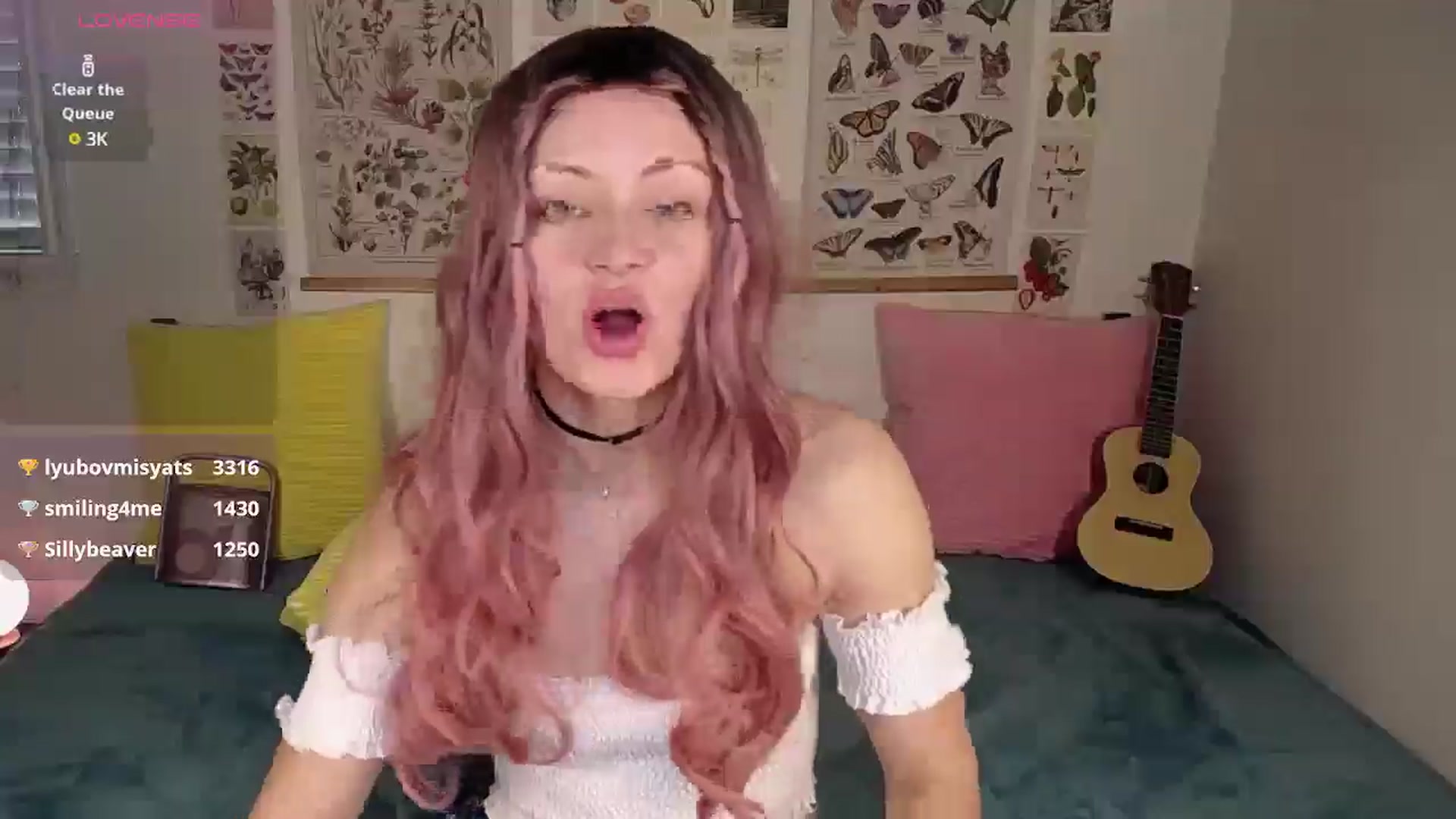 Gallery image thumbnail from MoonLush's myfreecams stream on, 04/25/2025, 22:14 image 12 of 20
